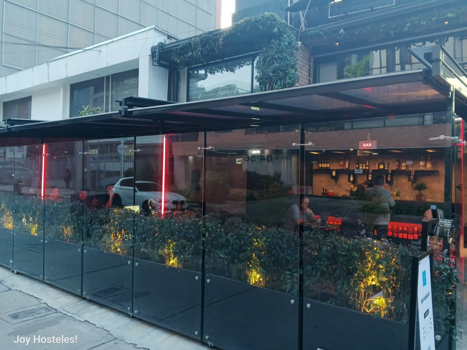 Vista Piscina Hostel Joy Calle 85