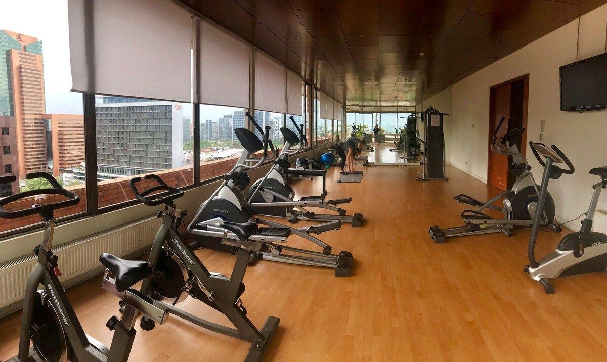 Gimnasio Departamento a pasos de Parque Arauco