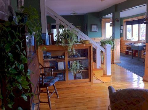 Varios Green Highlander Lodge