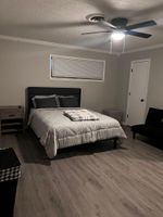 Alquiler Vacacional - Totally Renovated Home in the Luxurious Lakeover Community