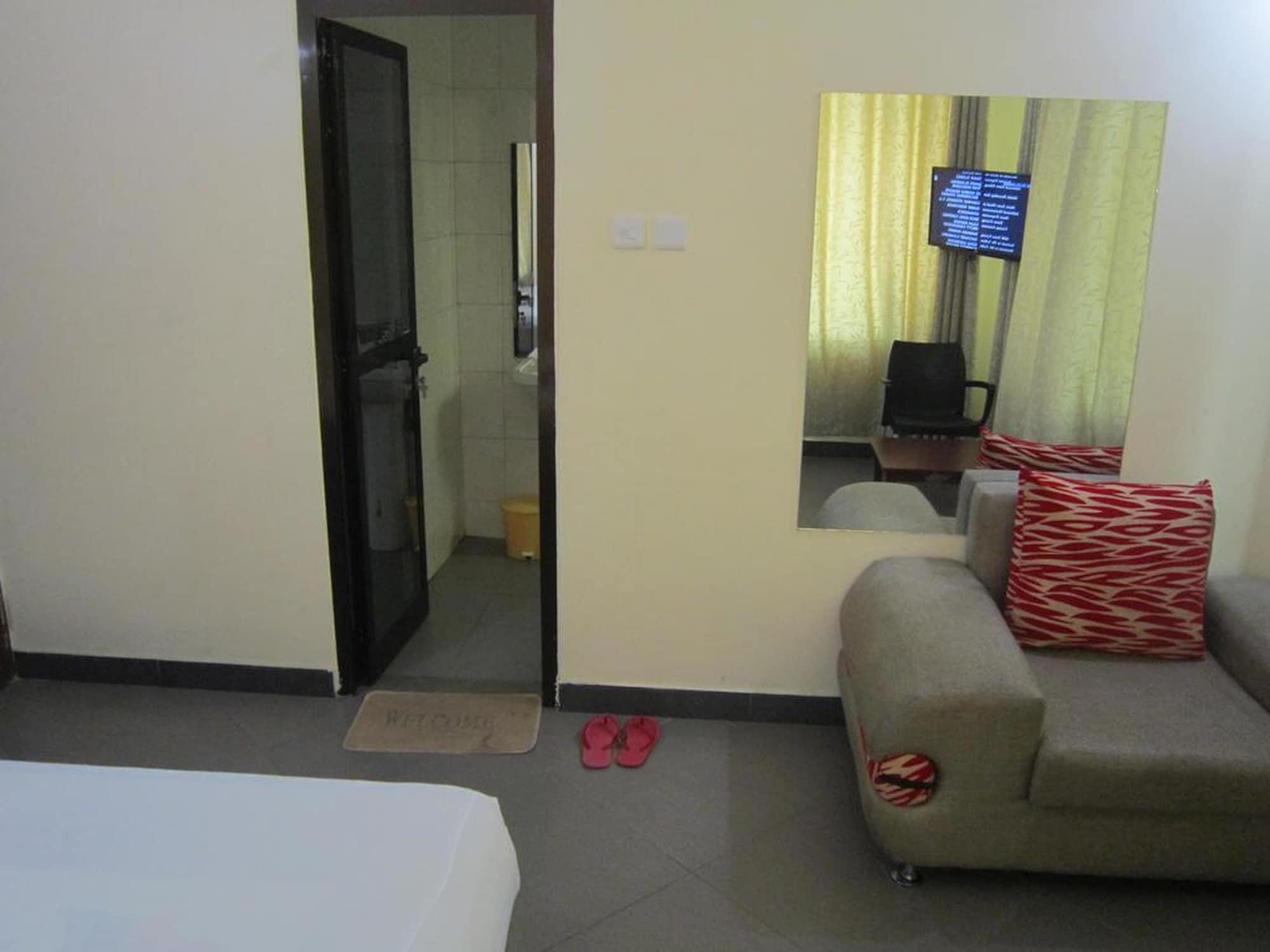 Habitación FQ Village Hotel