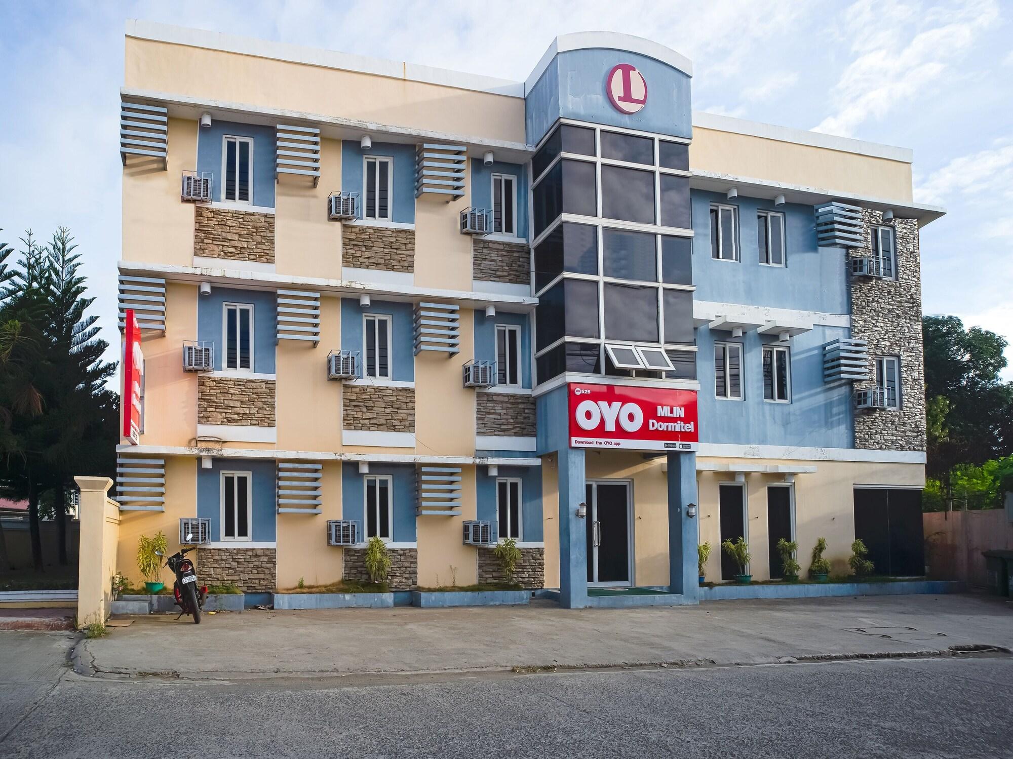 Vista Exterior OYO 525 Mlin Dormitel