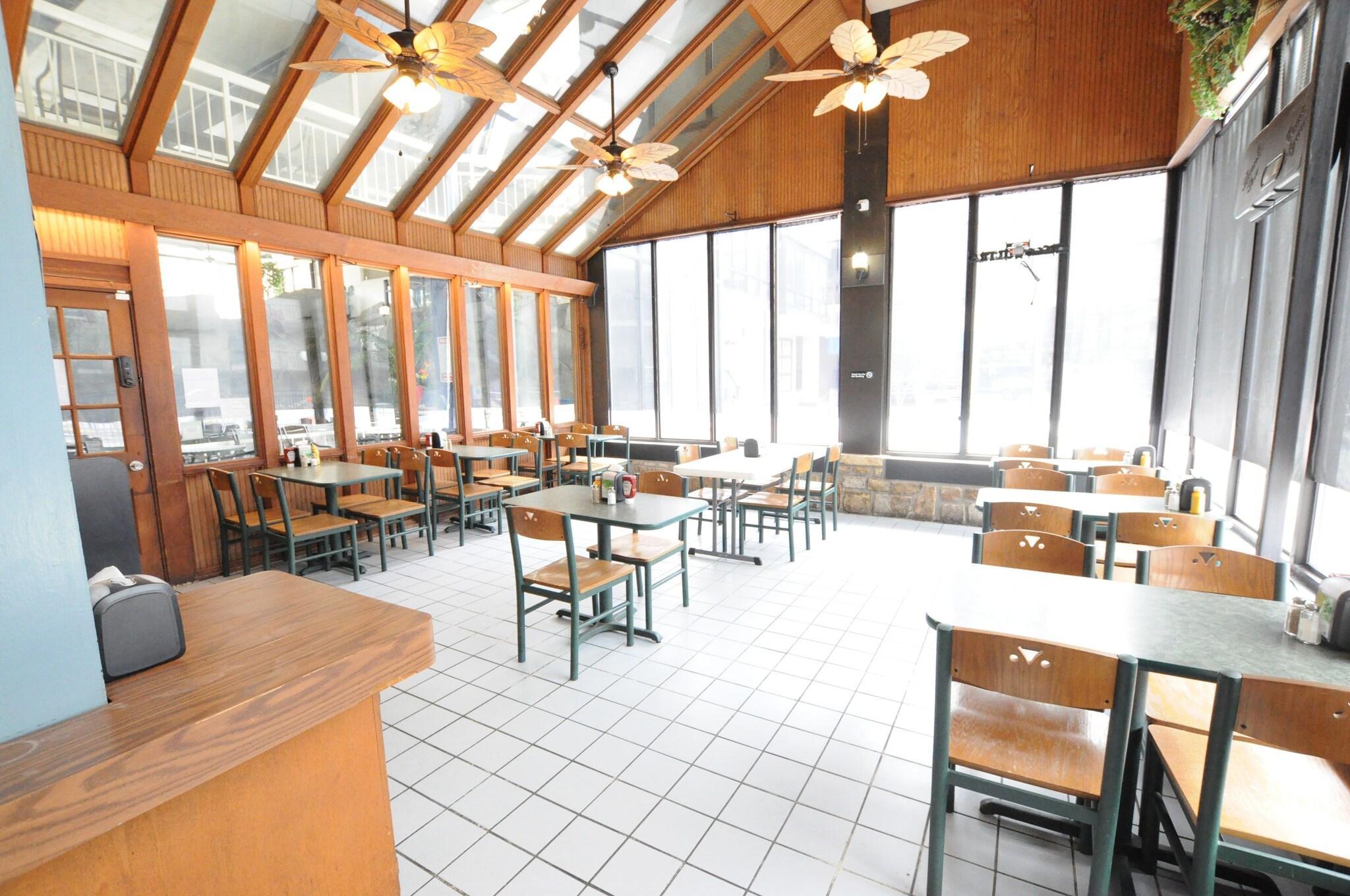 Restaurant Sidney James Mountain Lodge