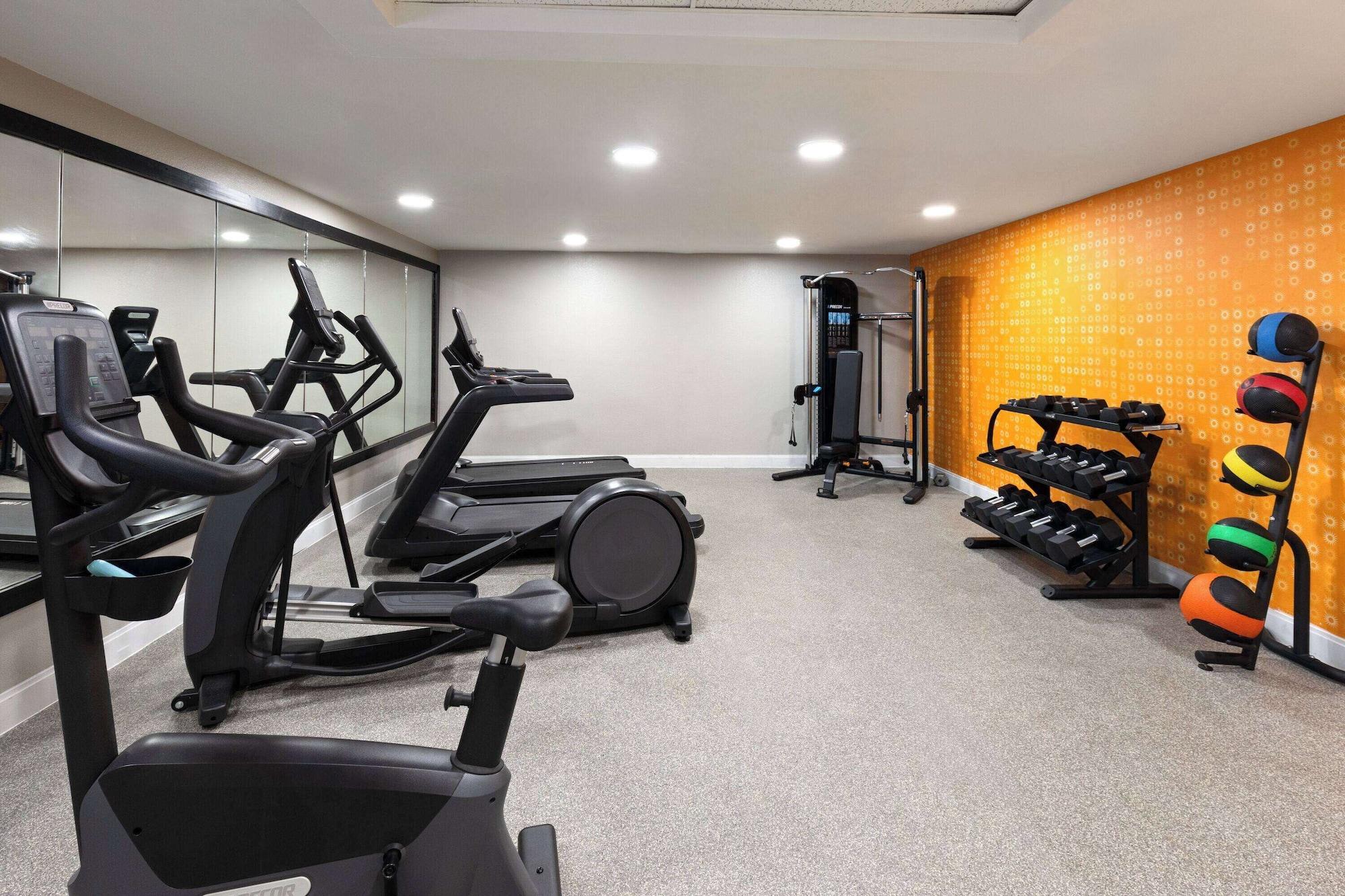 Gimnasio La Quinta Inn & Suites by Wyndham Sevierville / Kodak