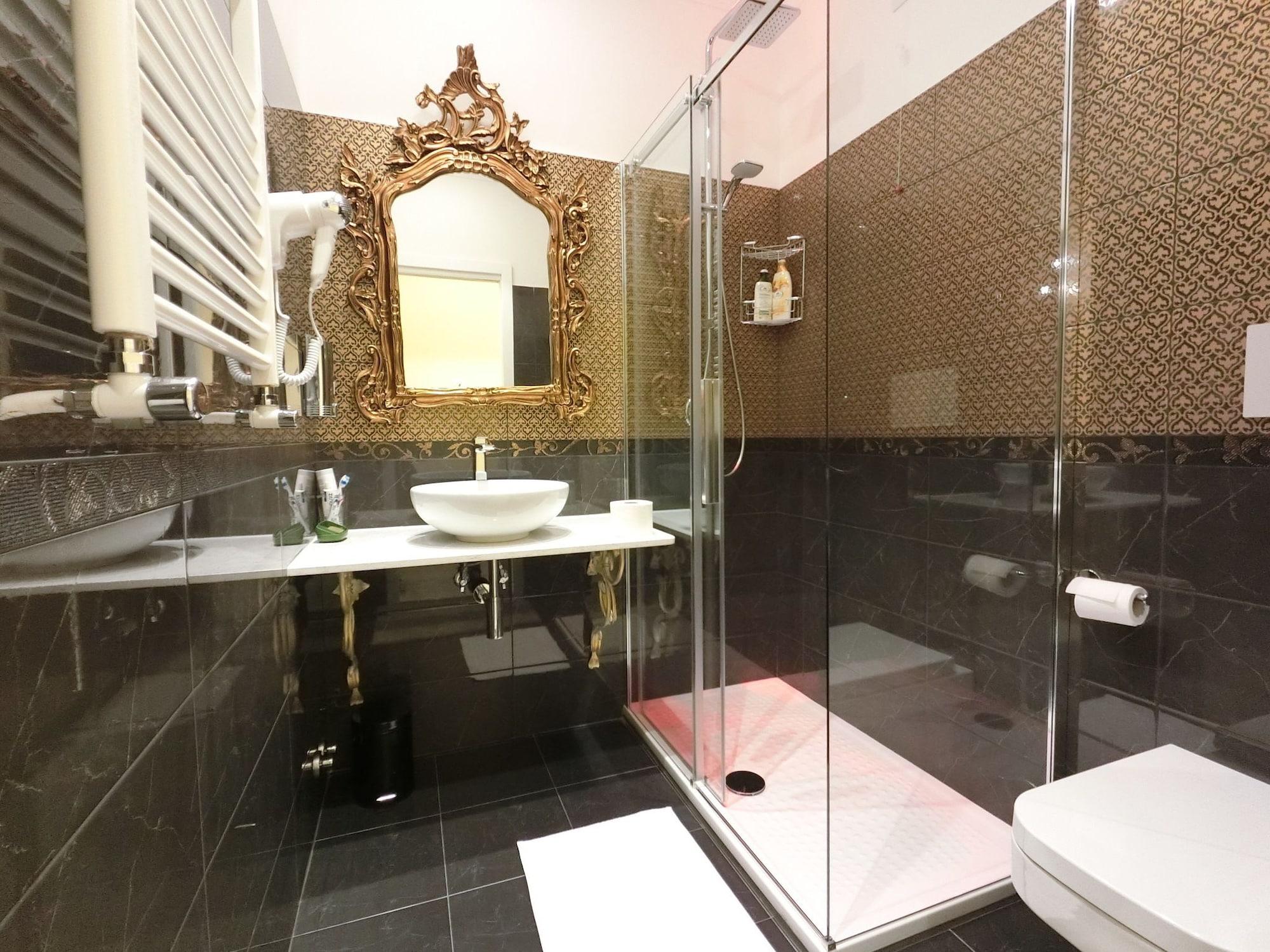 Equipamiento de Habitación Impero Vaticano Suites Guest House