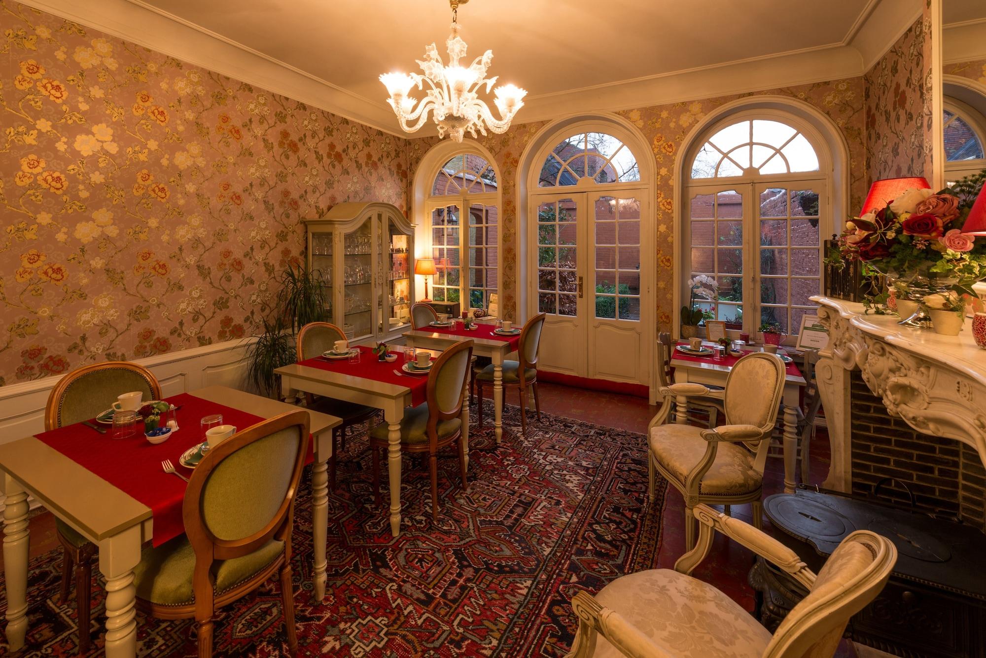 Variados (as) B&B Next Door