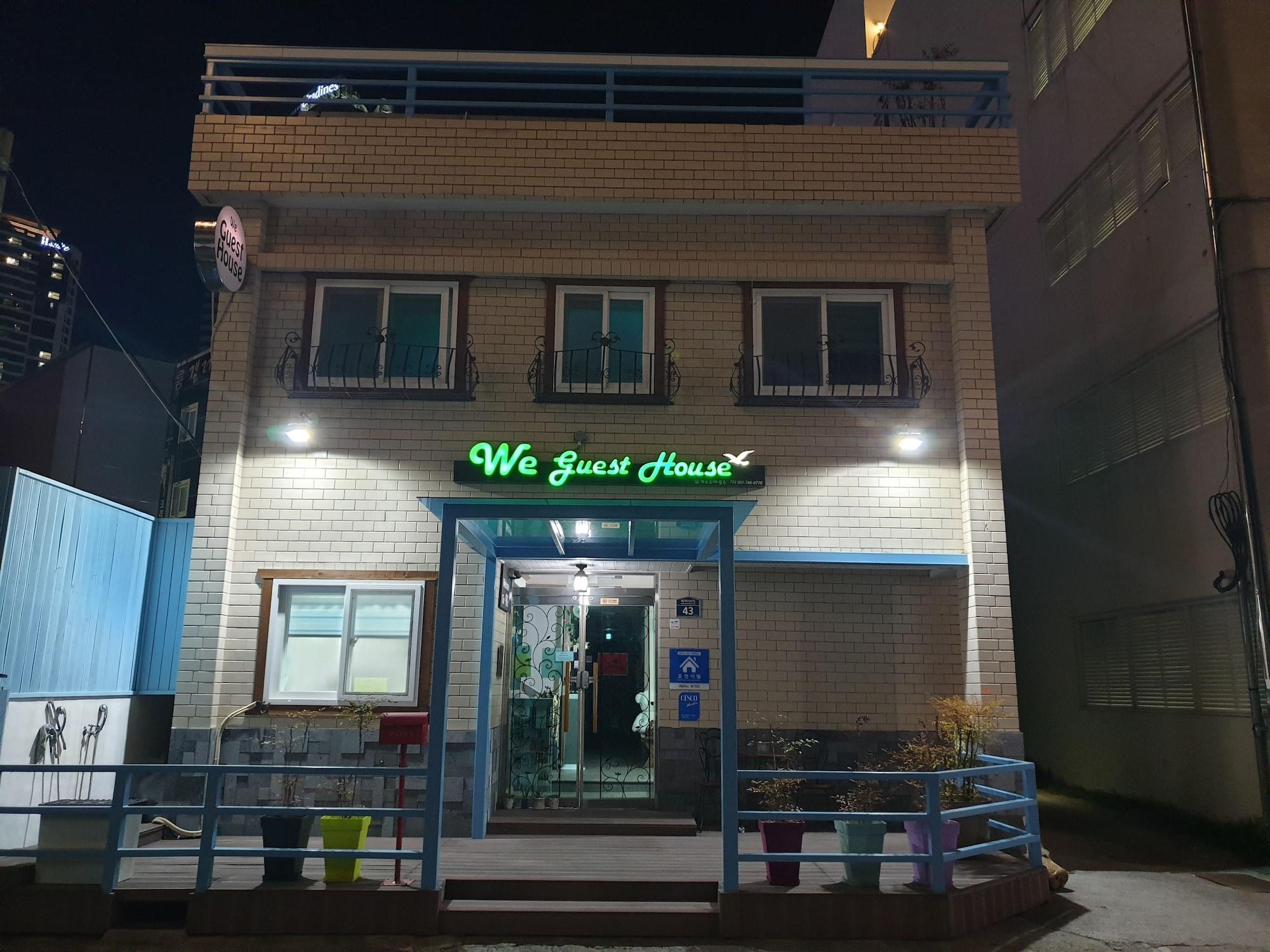 Vista Exterior We Guest House - Hostel