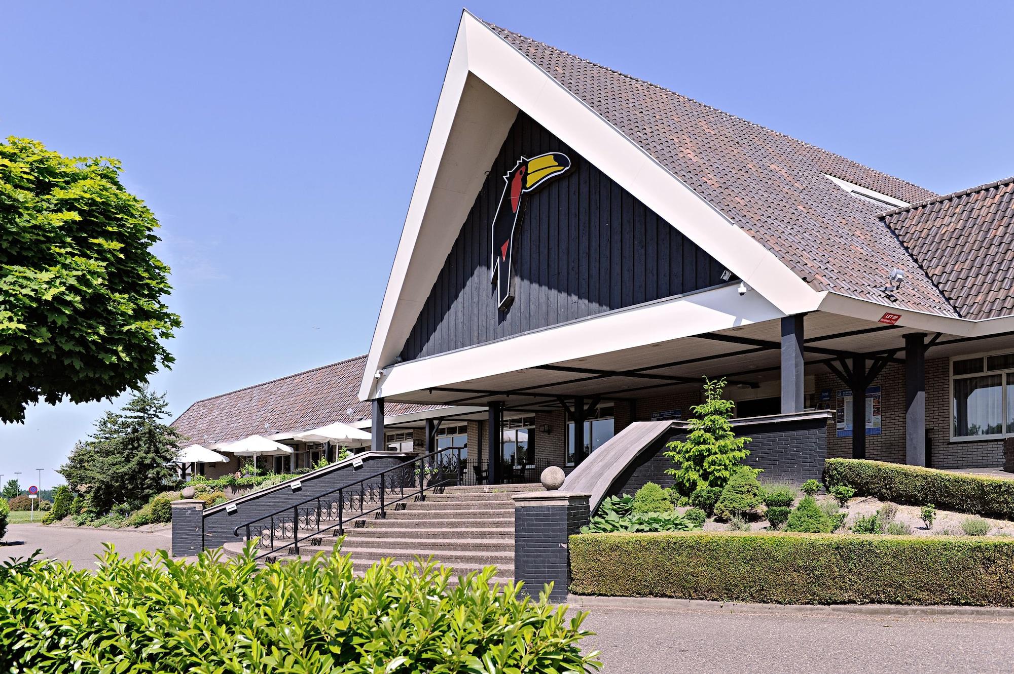 Vista Exterior Van der Valk Hotel Groningen - Zuidbroek A7