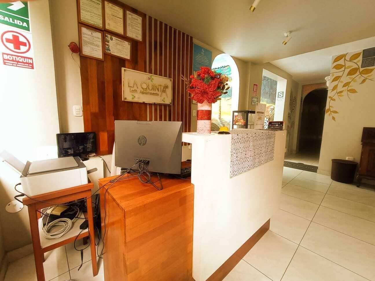 Vista Lobby La Quinta Loft Apartments