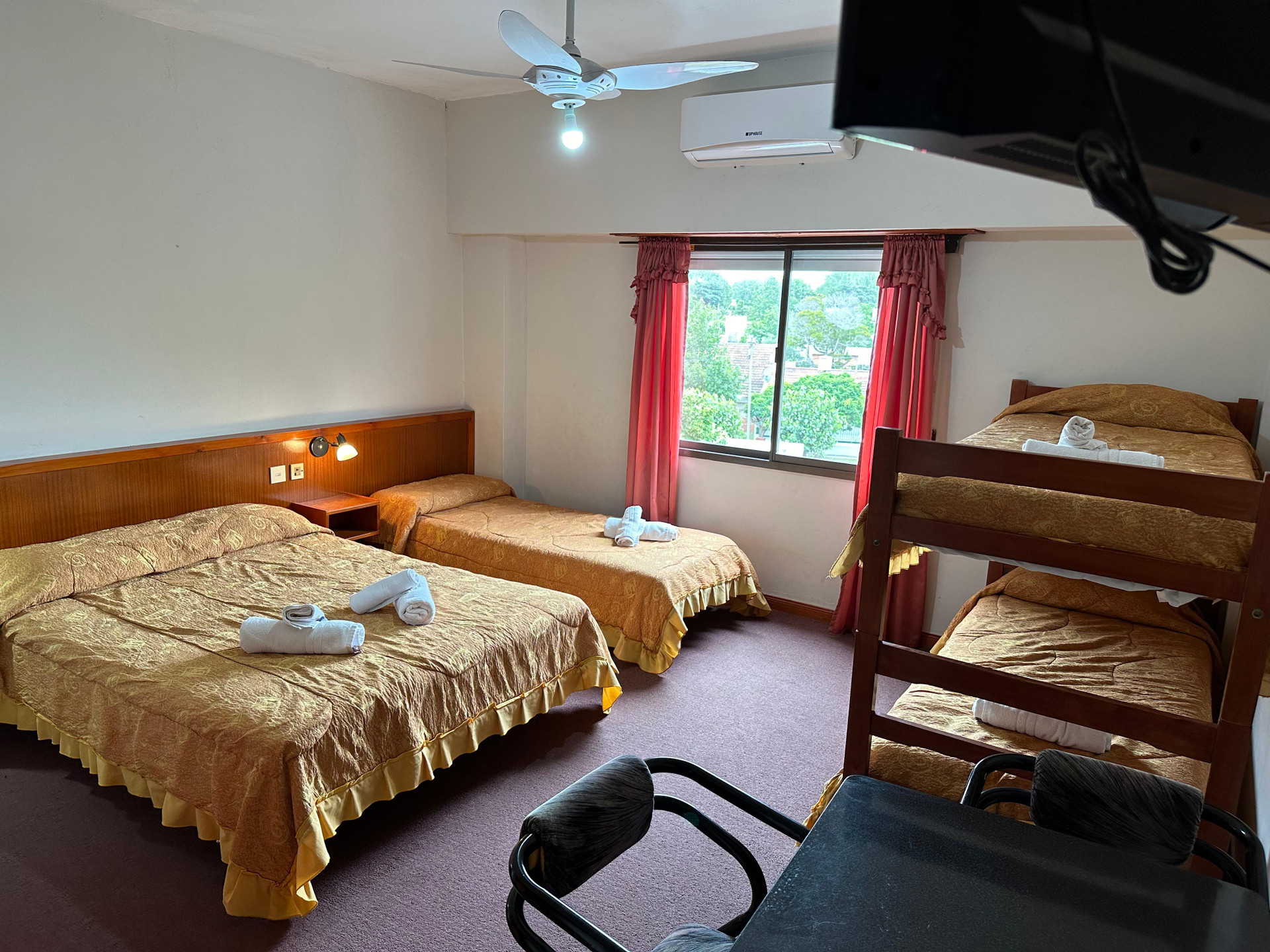 Comodidades del Alojamiento Hotel Sun Shine