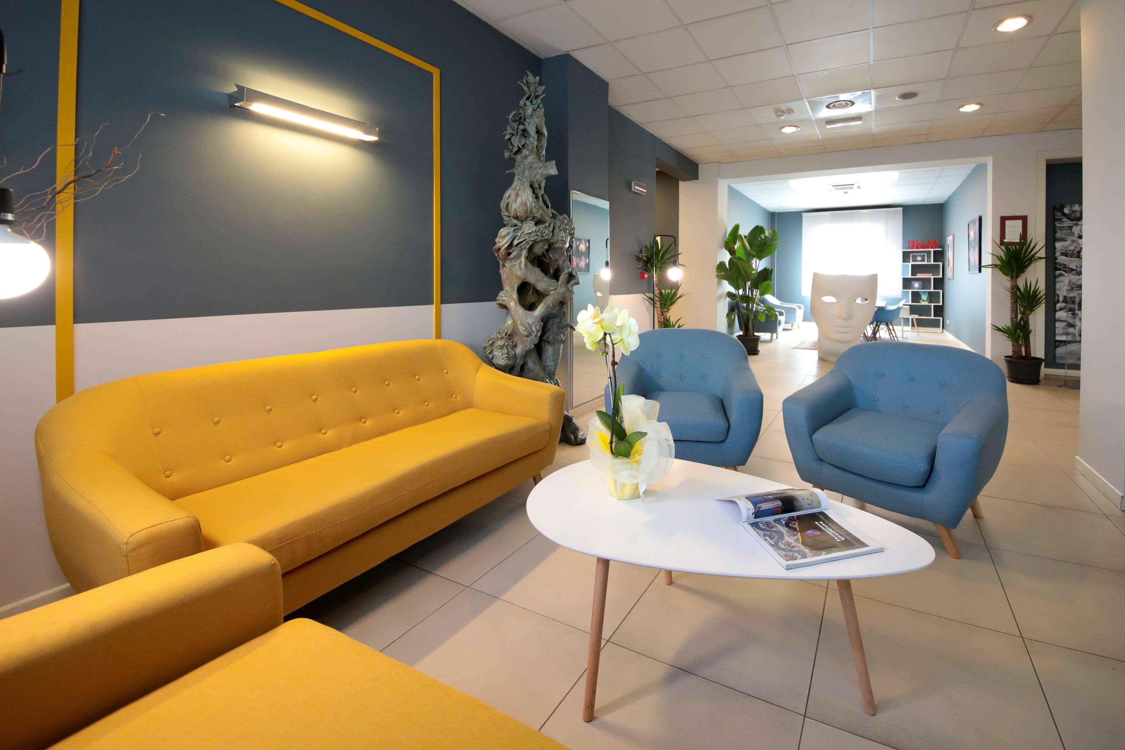 Vista Lobby B&B HOTEL Mantova Cristallo