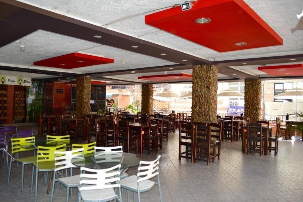 Restaurant Hotel & Restaurante La Roca