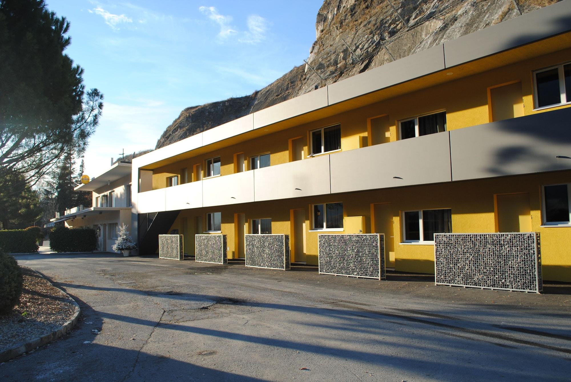 Vista Exterior Hotel du Soleil