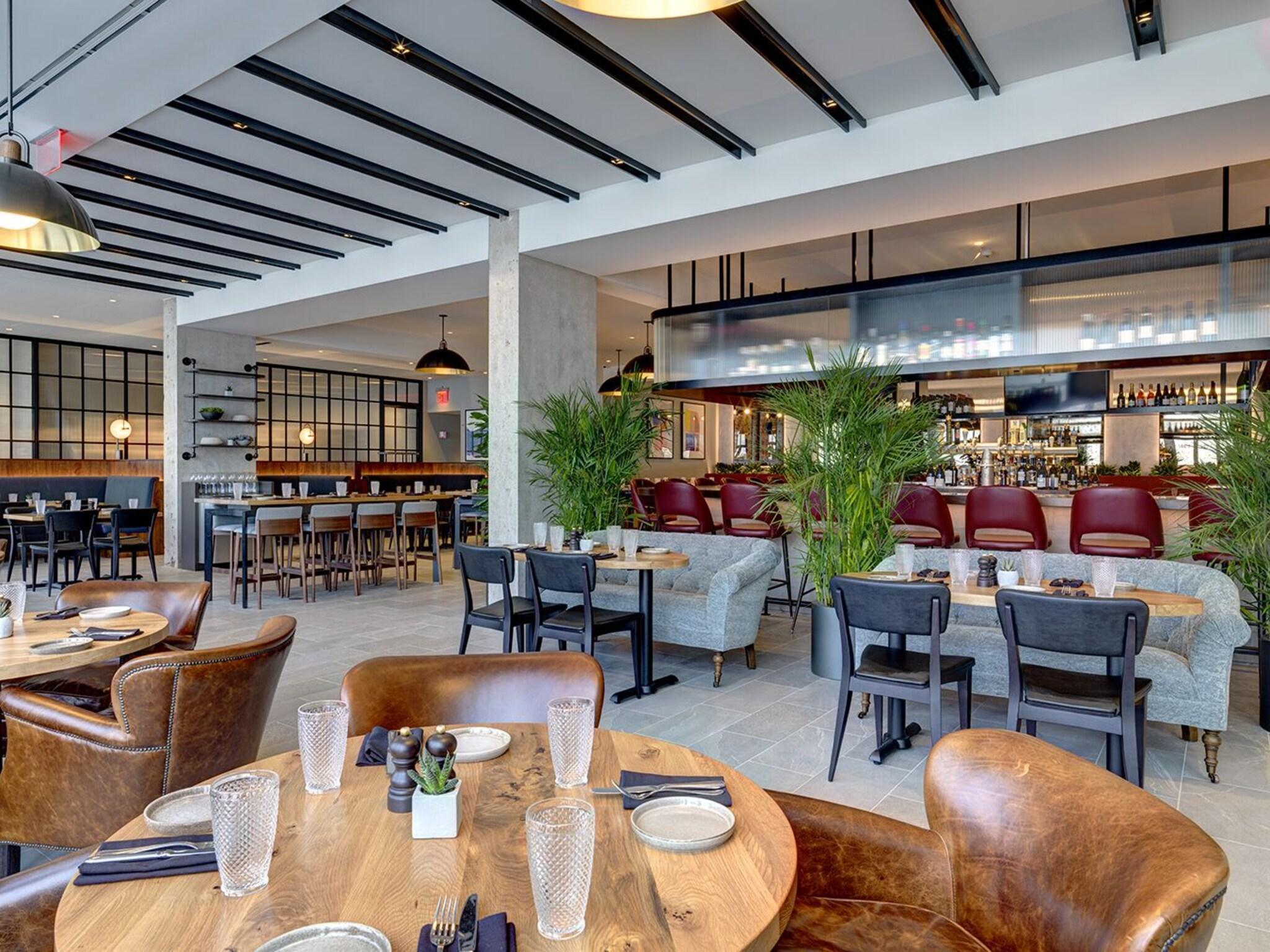 Restaurant The Colonnade Hotel Back Bay