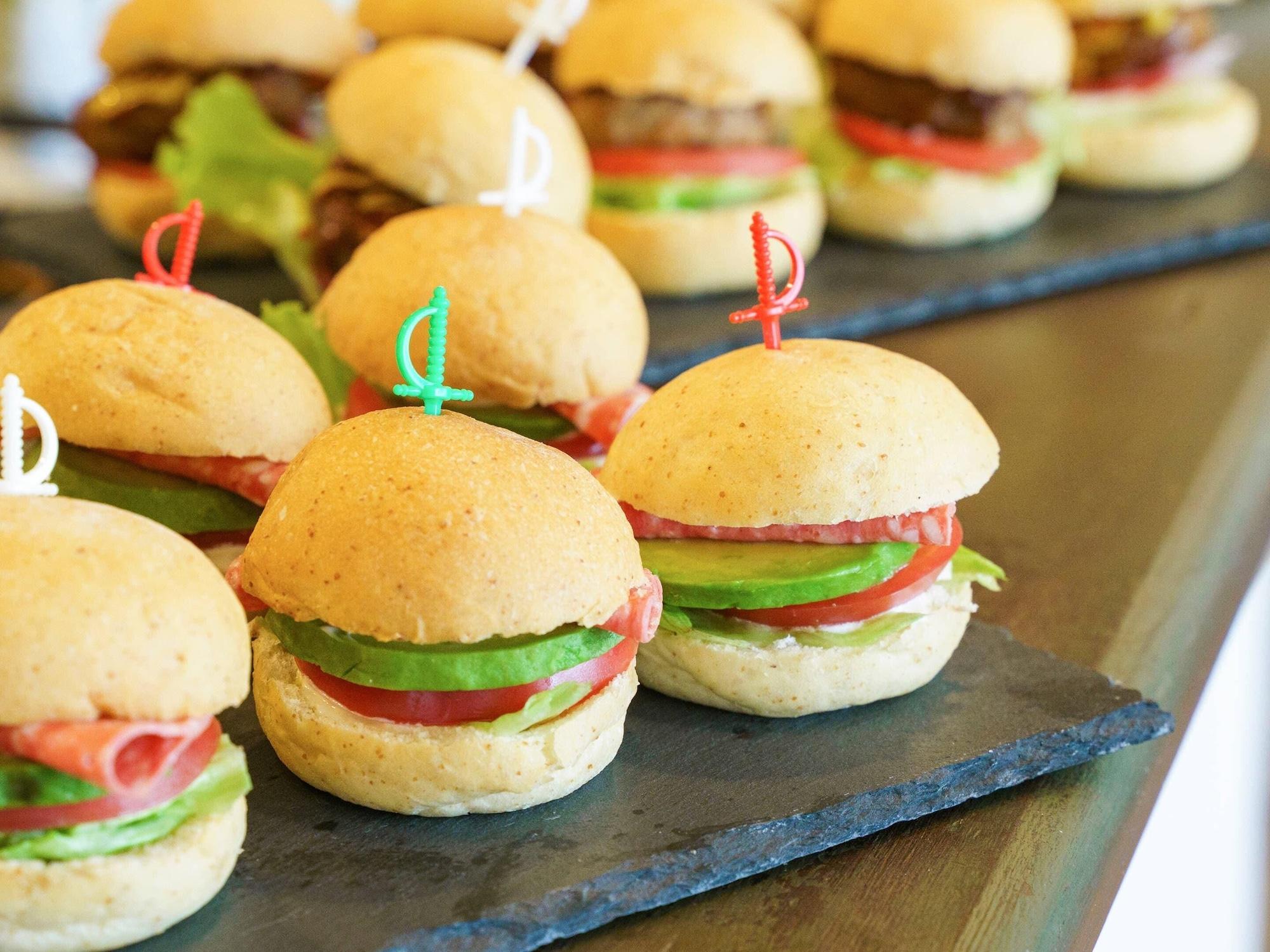 Restaurant Comfort Inn Naha Tomari Port