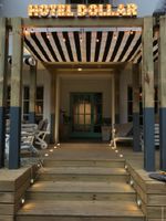 Alojamiento - Hotel Dollar