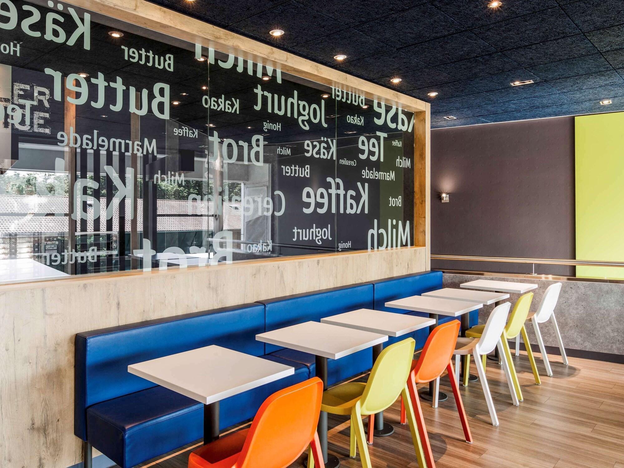 Varios ibis budget Bern Expo