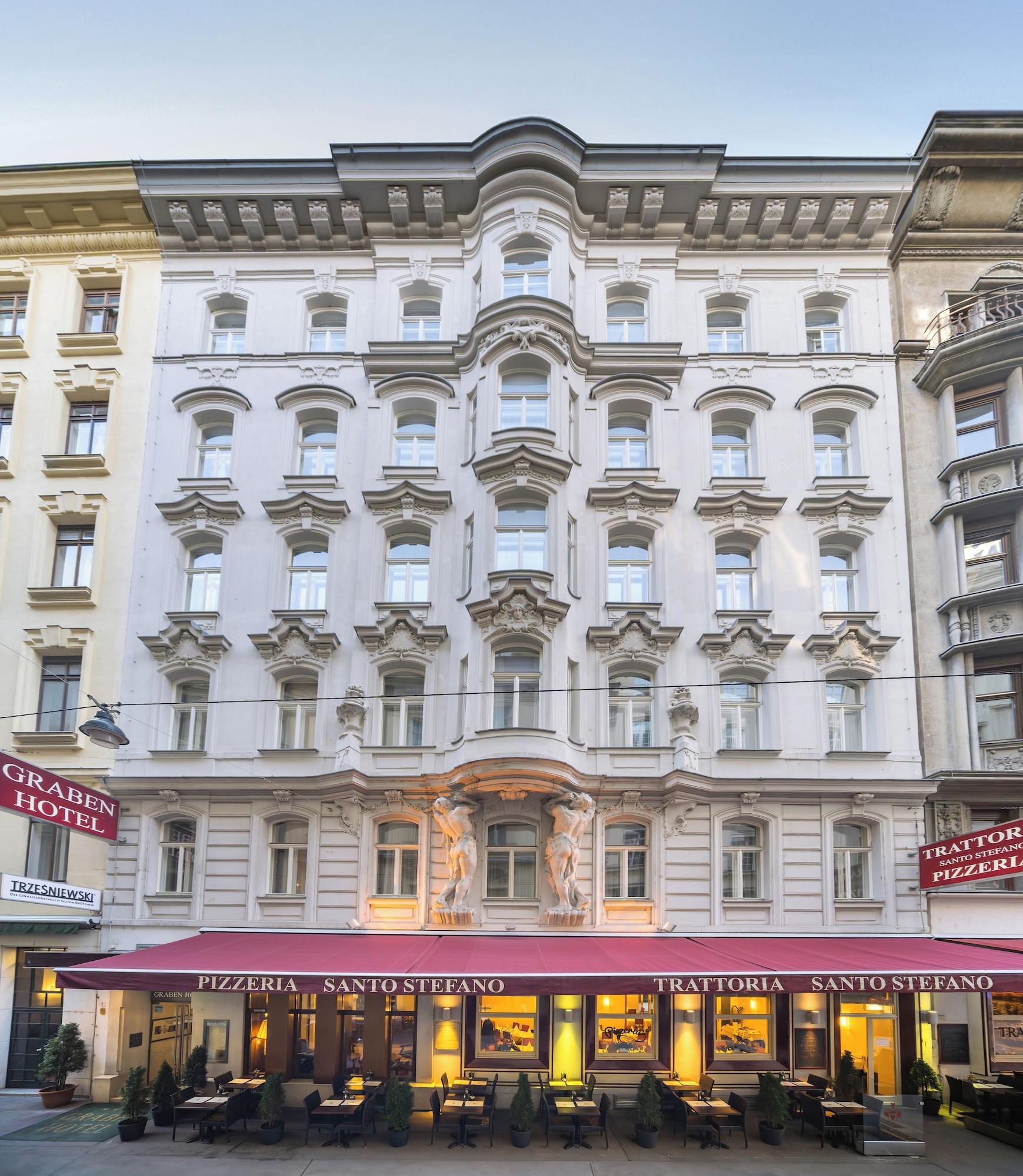 Varios Graben Hotel