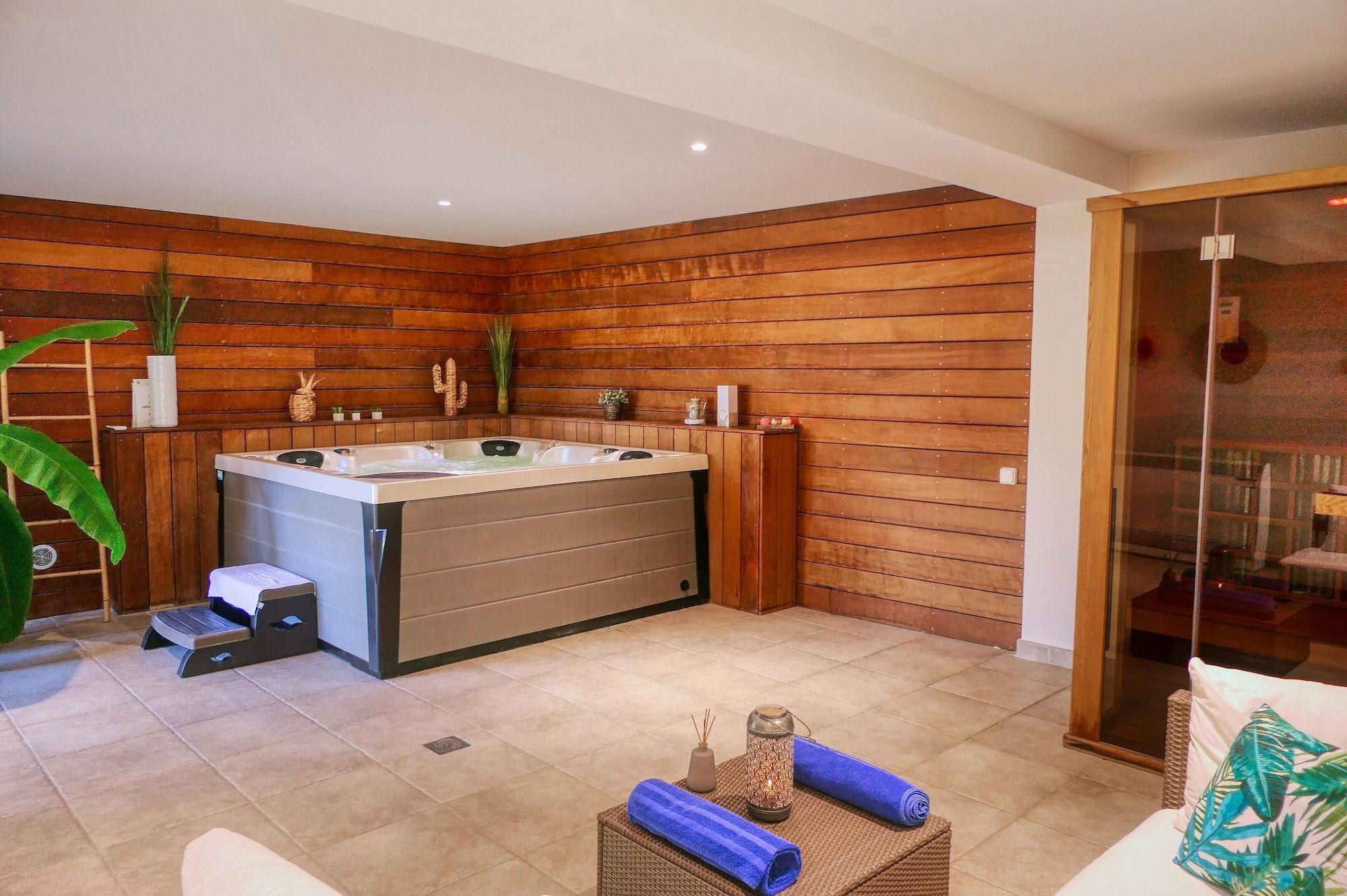 Spa Hôtel la Bastide des Monges