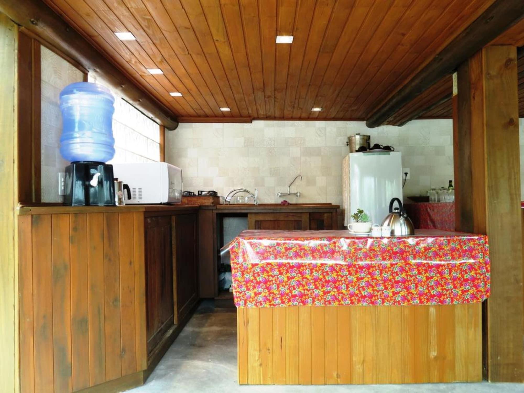 Restaurant Gated community home on elevation 3 BR 3. 5 BA