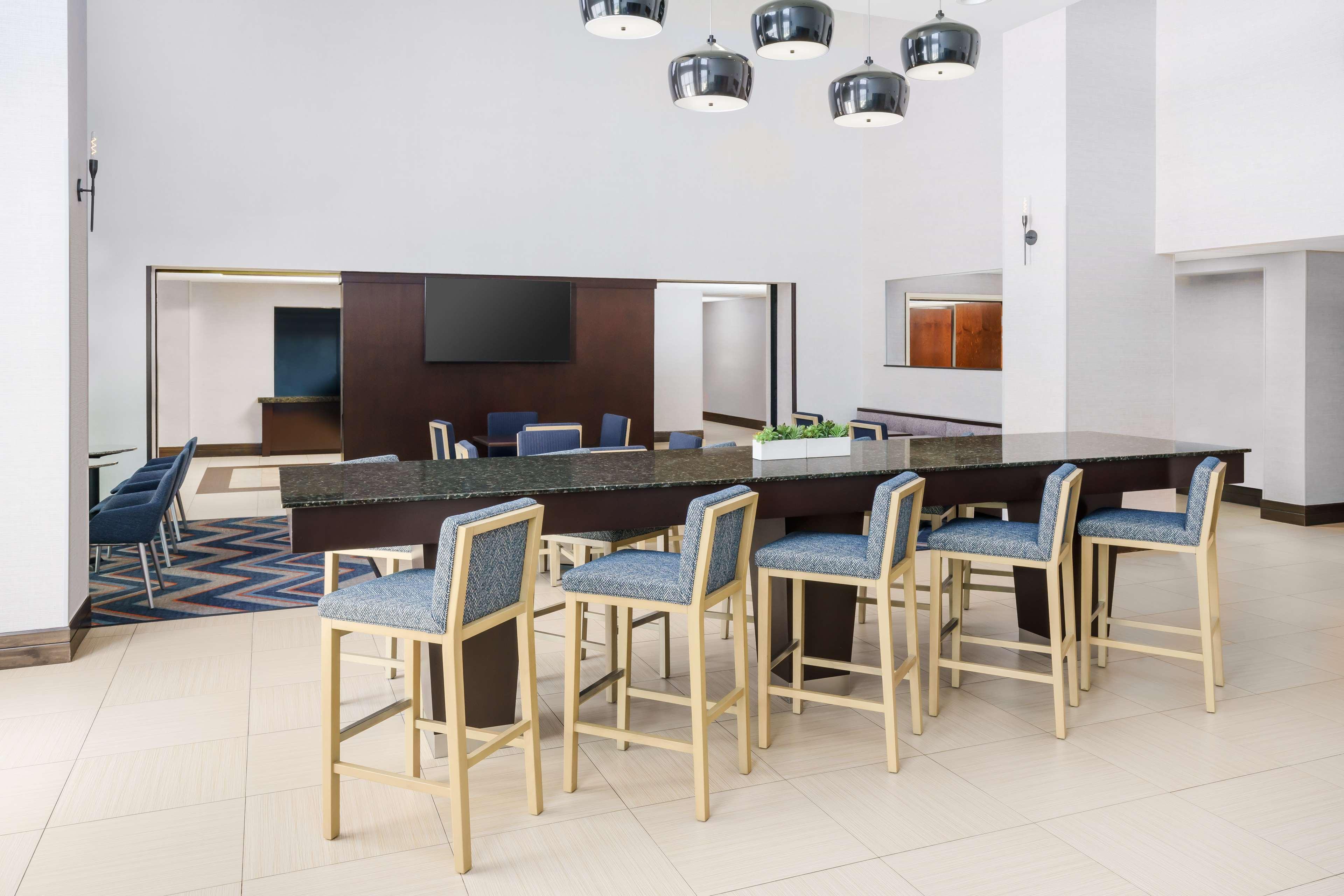 Restaurant Hampton Inn & Suites Thousand Oaks, CA