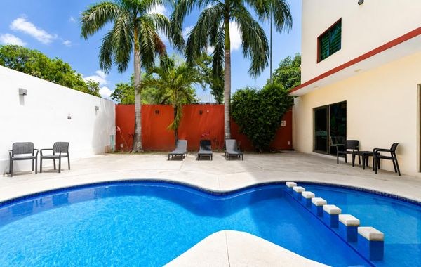 Hotel Ambra - Hoteles 3 estrellas en Playa del Carmen, México