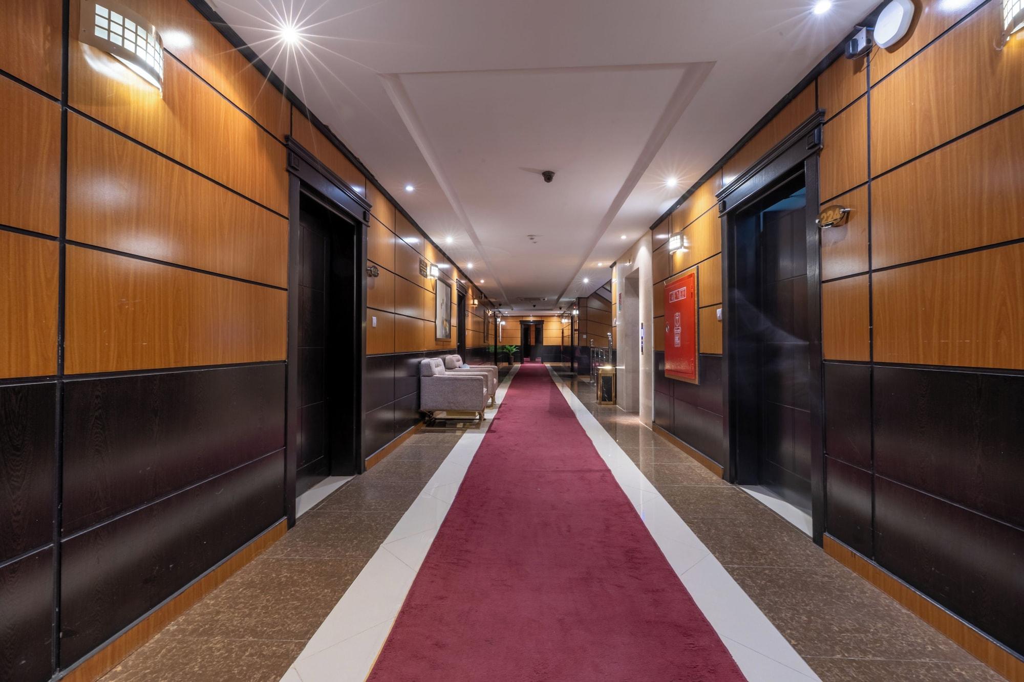 Vista Lobby Al Muhaidb Residence Al Takhasossi 3