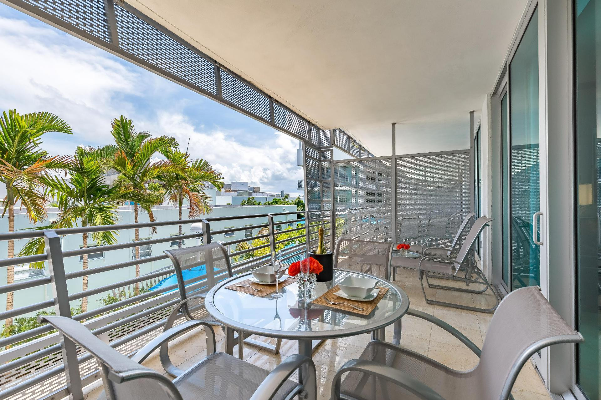 Equipamiento de Habitación SBV Luxury Ocean Hotel Suites