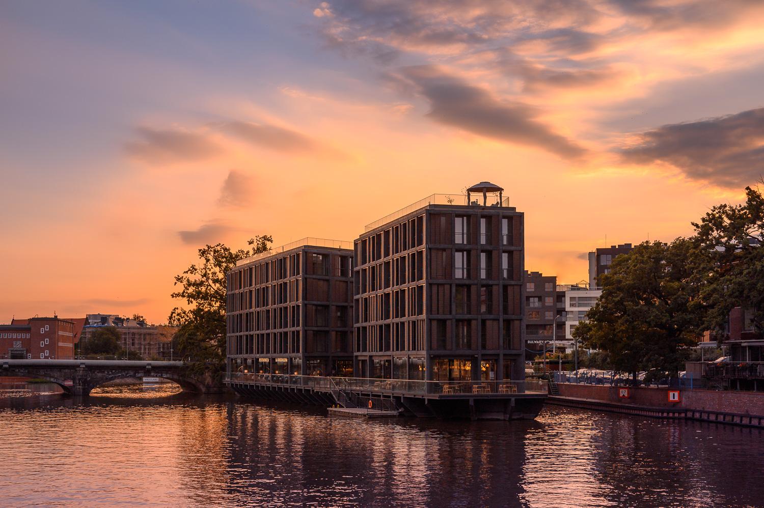 Vista Exterior inQse Wroclaw | Marina