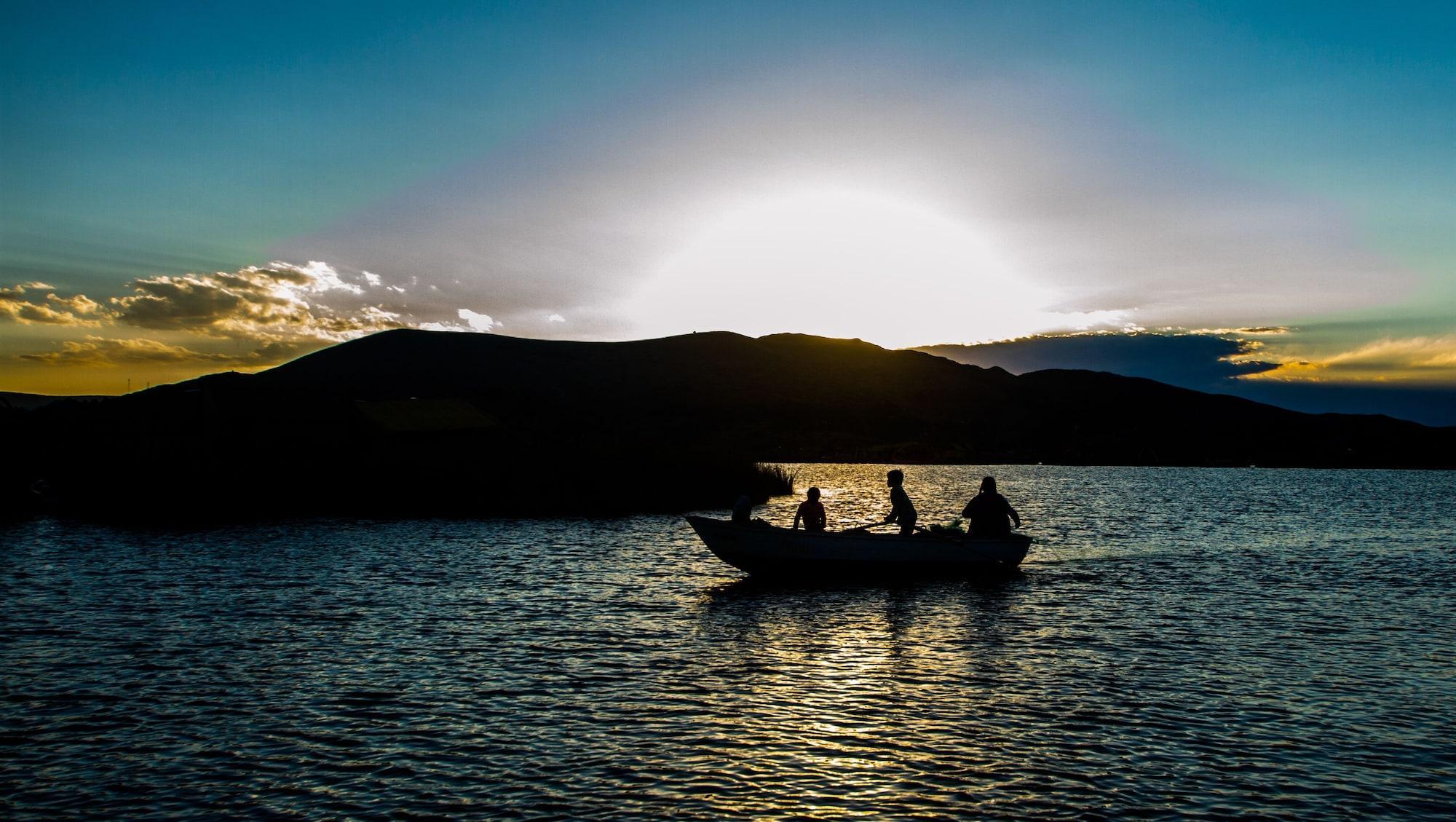 Instalaciones Recreativas Uros Qhota Uta Lodge