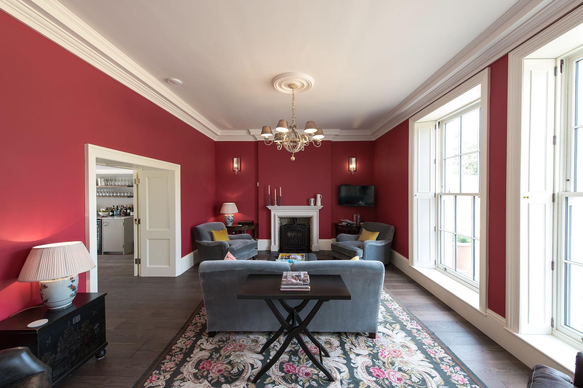 Bar/Salón The White House