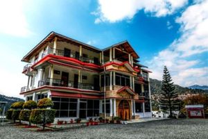 Alojamiento - Goroomgo Sapphire Inn Bhimtal
