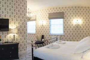 Alquiler Vacacional - Stunning 4 bed historic townhouse in Oxfords heart