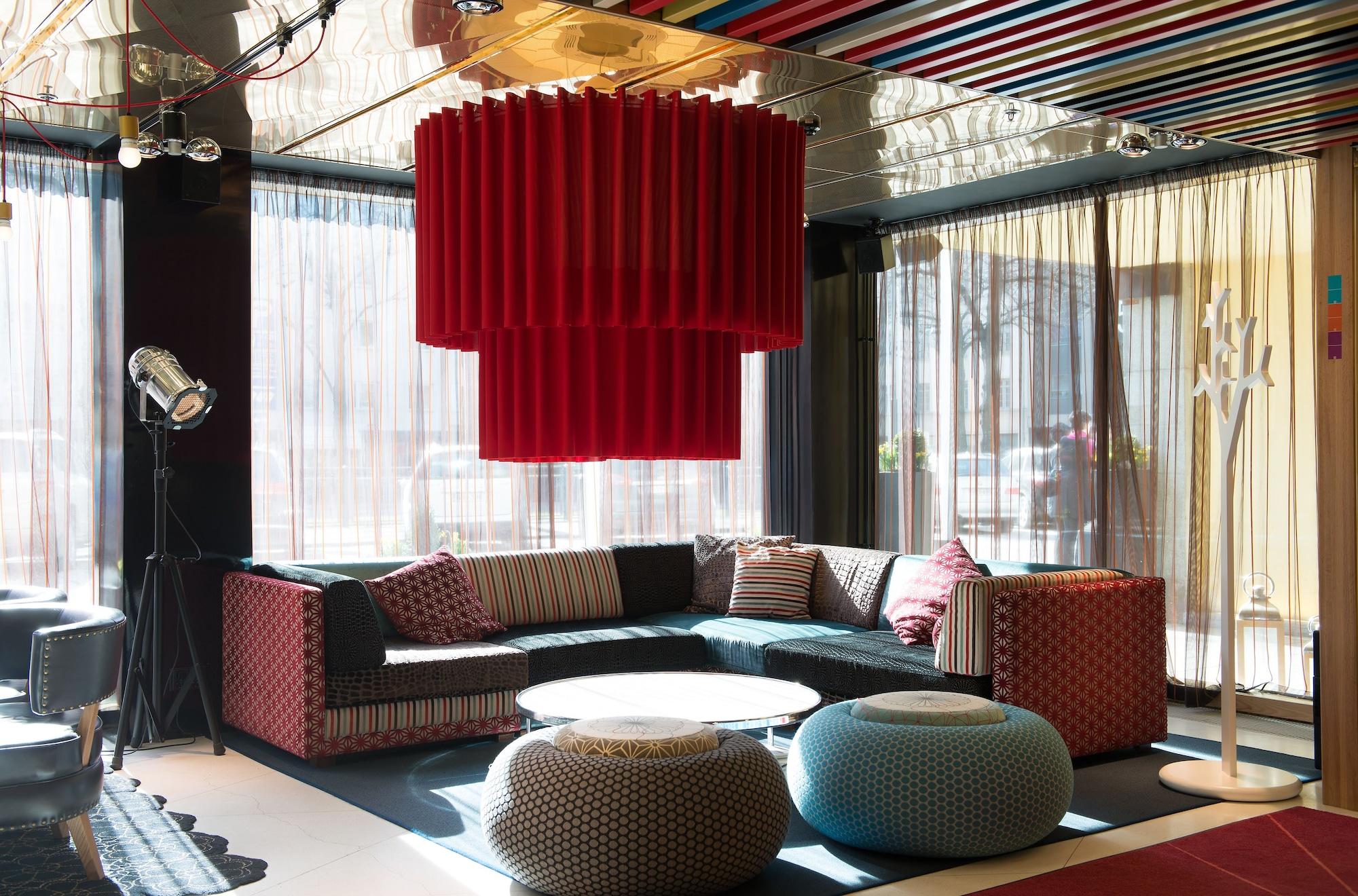 Vista Lobby Scandic Paasi