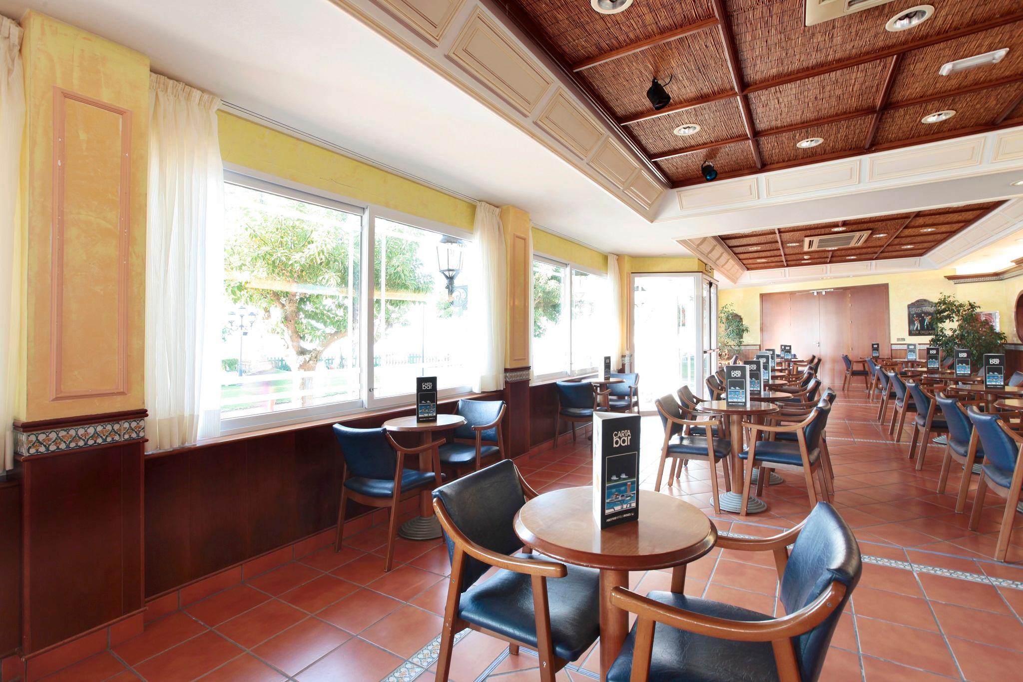 Bar/Salón Hotel Roses Platja