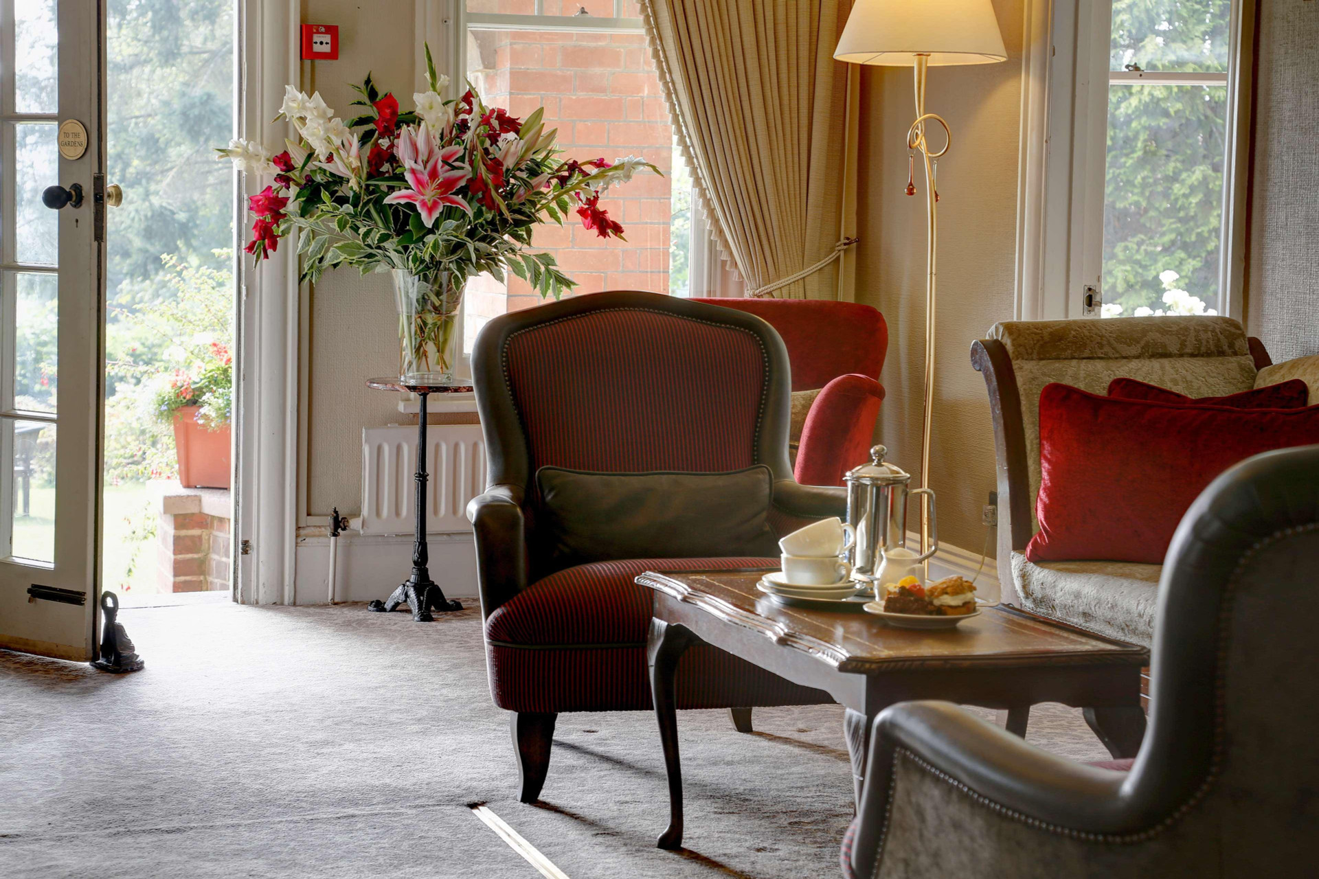 Vista Lobby Best Western Sysonby Knoll Hotel