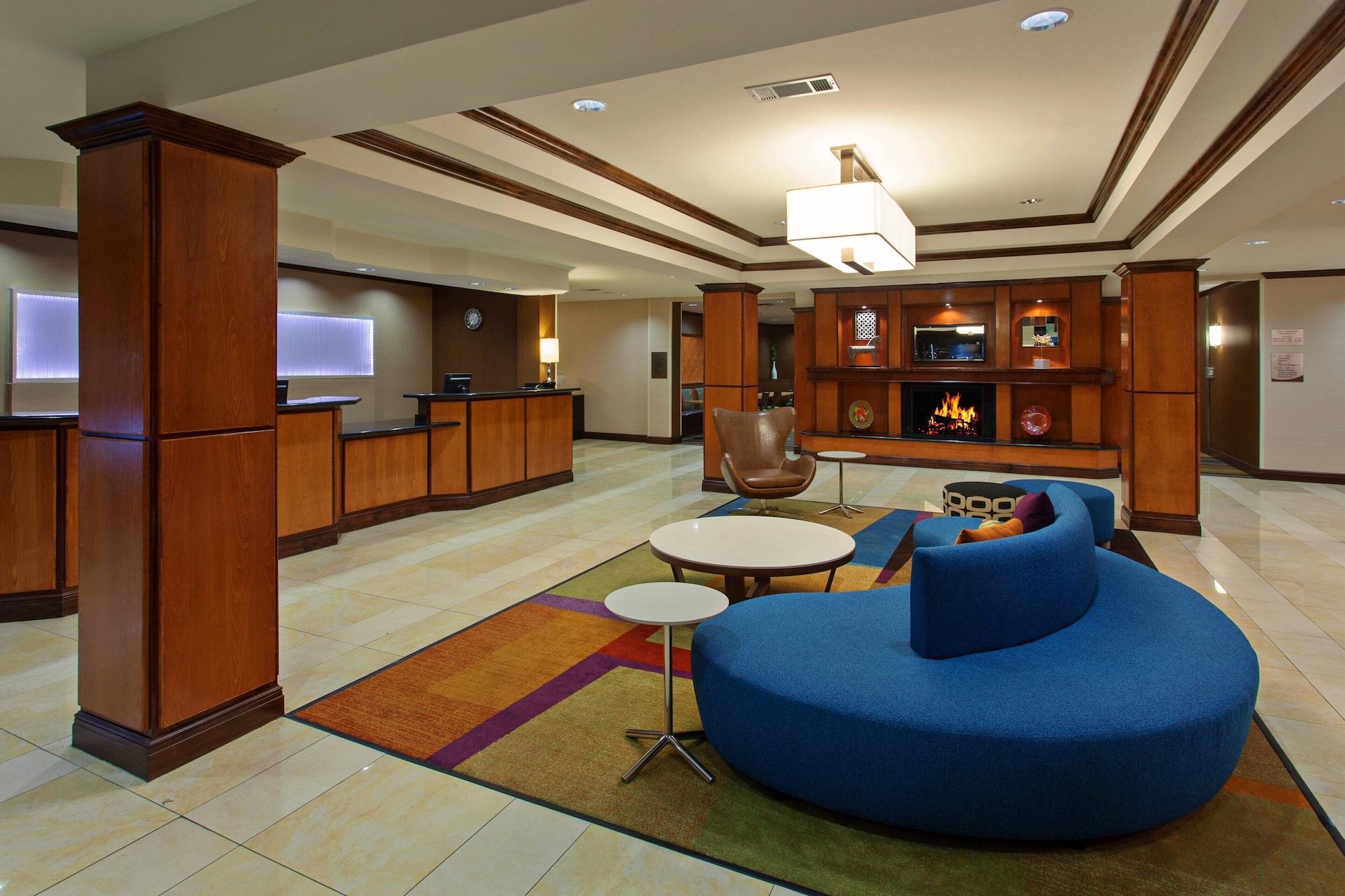 Vista Lobby Fairfield Inn & Suites by Marriott El Paso