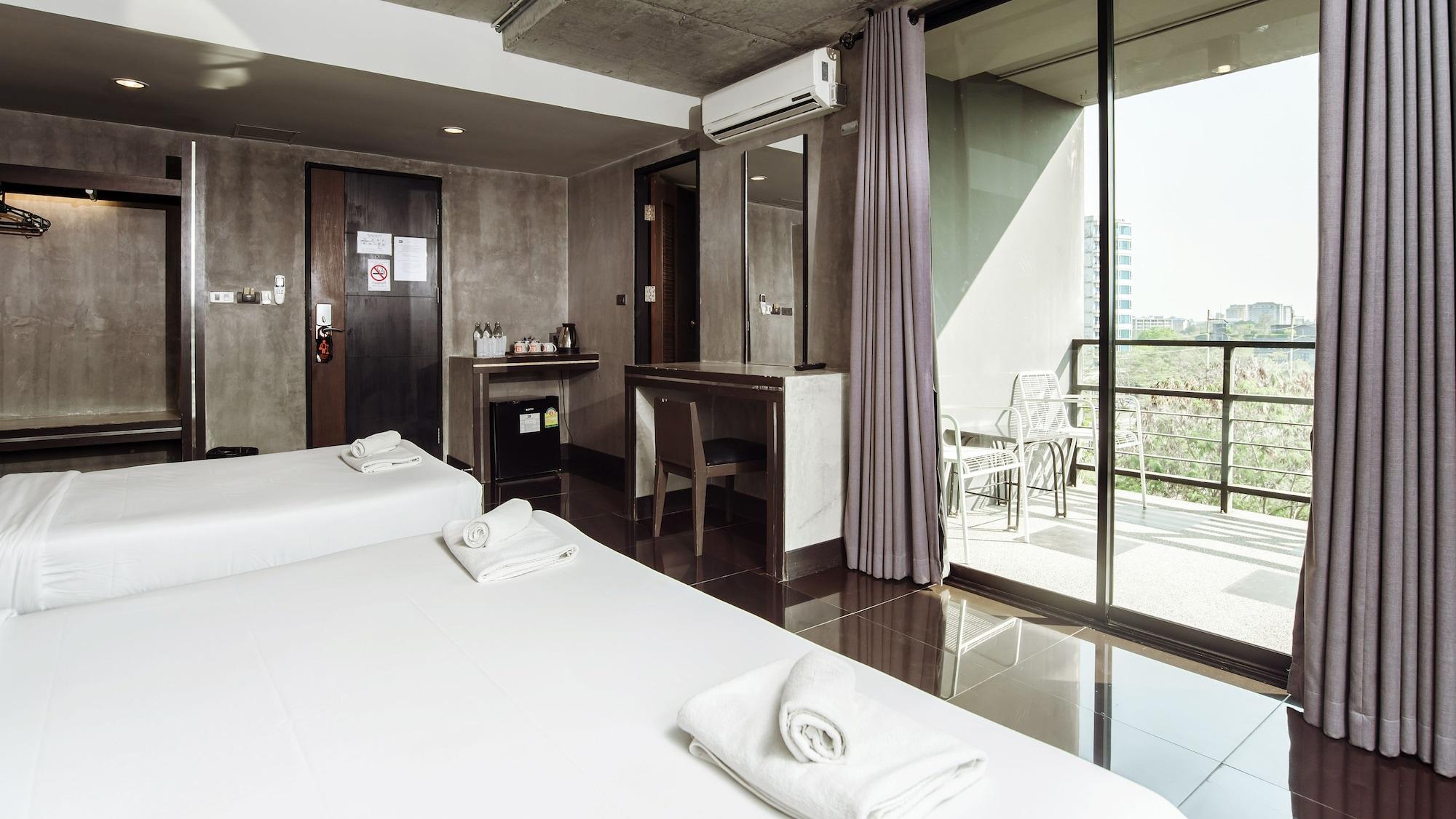 Equipamiento de Habitación B2 Black Business & Budget Hotel