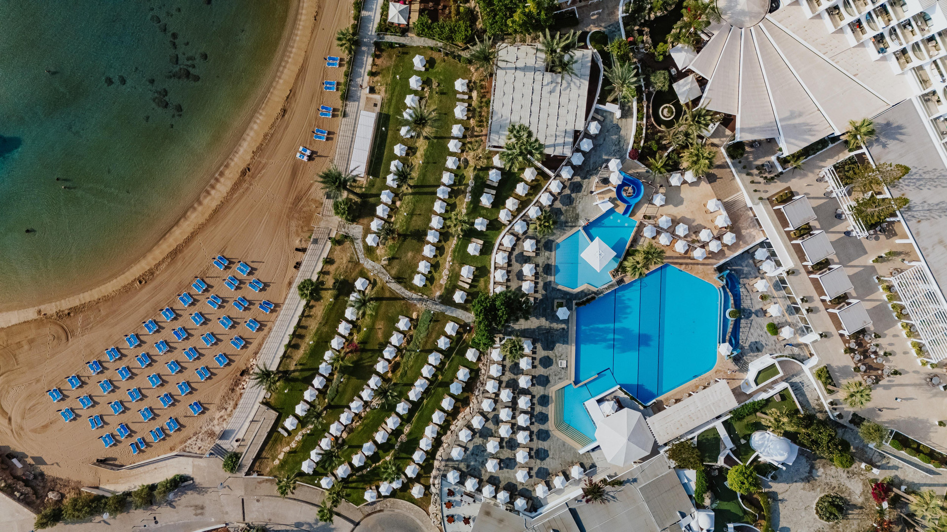 Vista Exterior Golden Coast Beach Hotel
