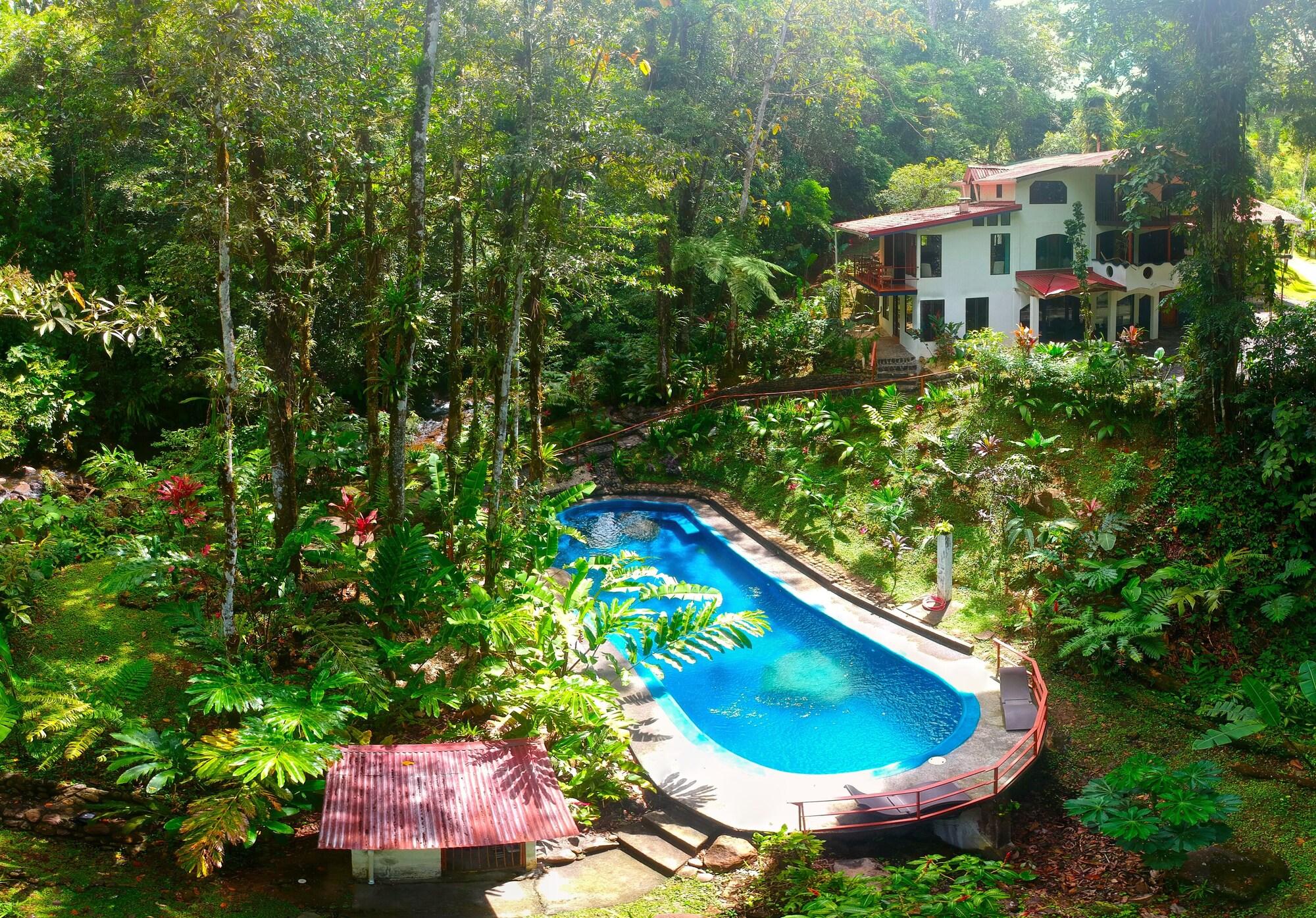Varios Agua Inn