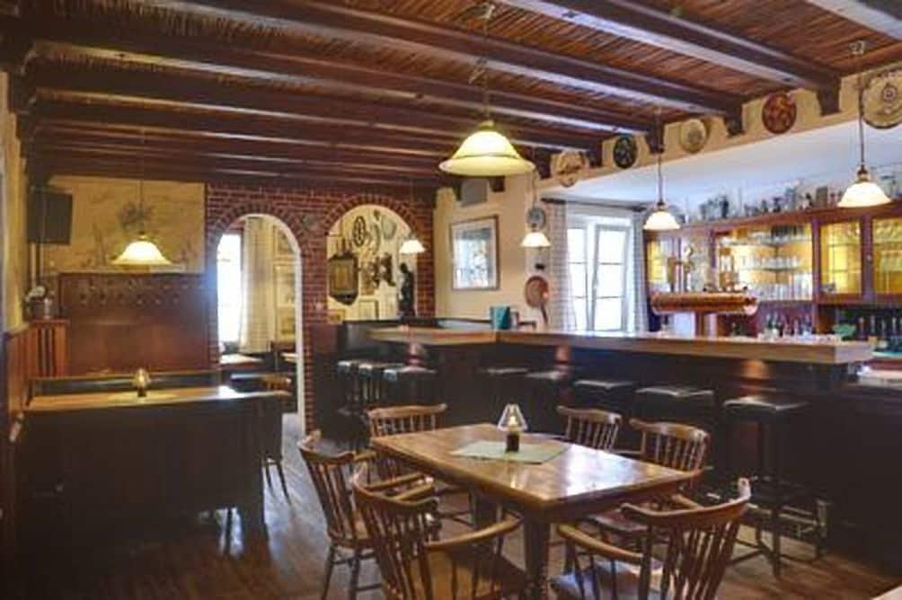 Bar/Salón Hotel Schwalenberger Malkasten