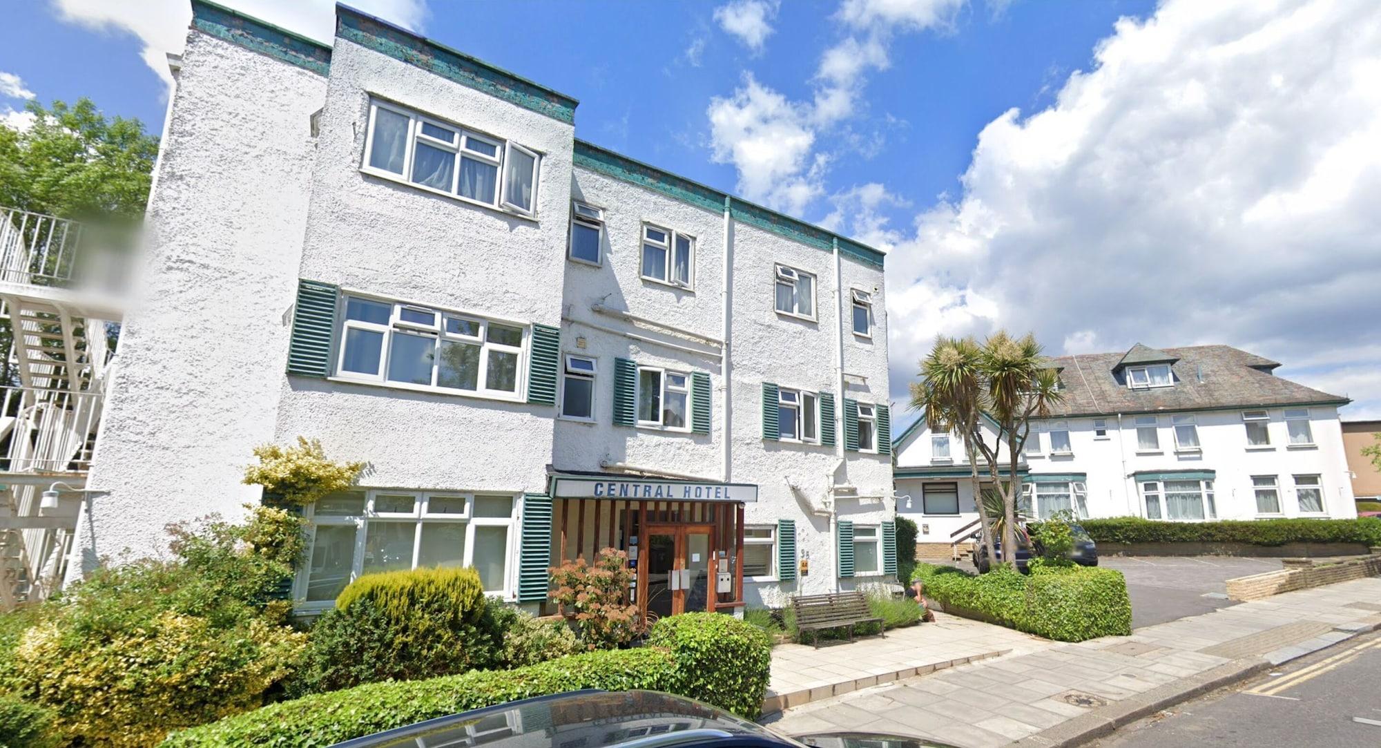 Varios Central Hotel