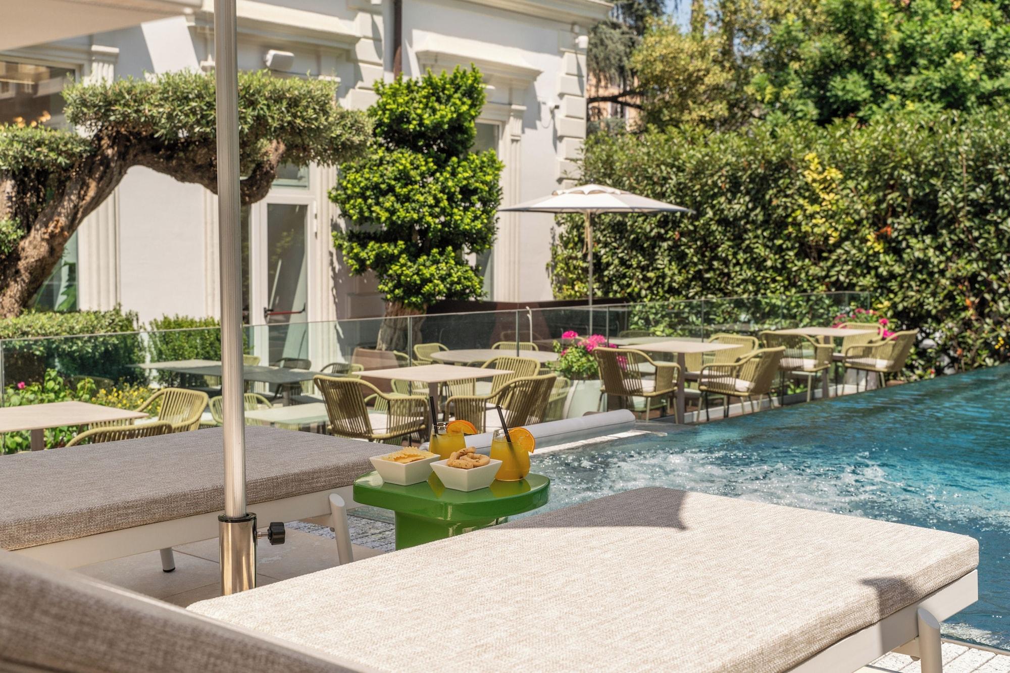 Vista Piscina The Spotlight Boutique Hotel