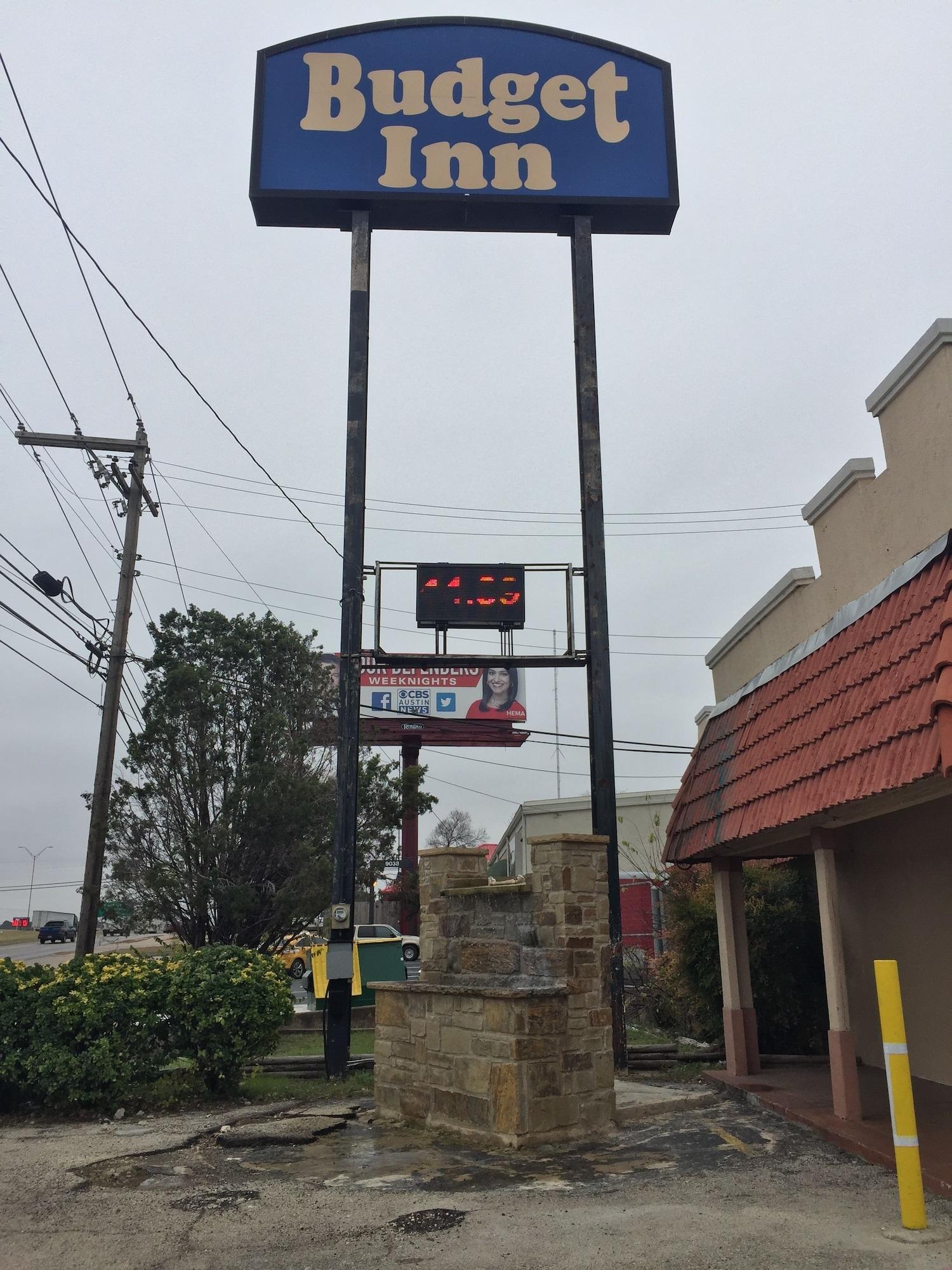 Vista Exterior Budget Inn