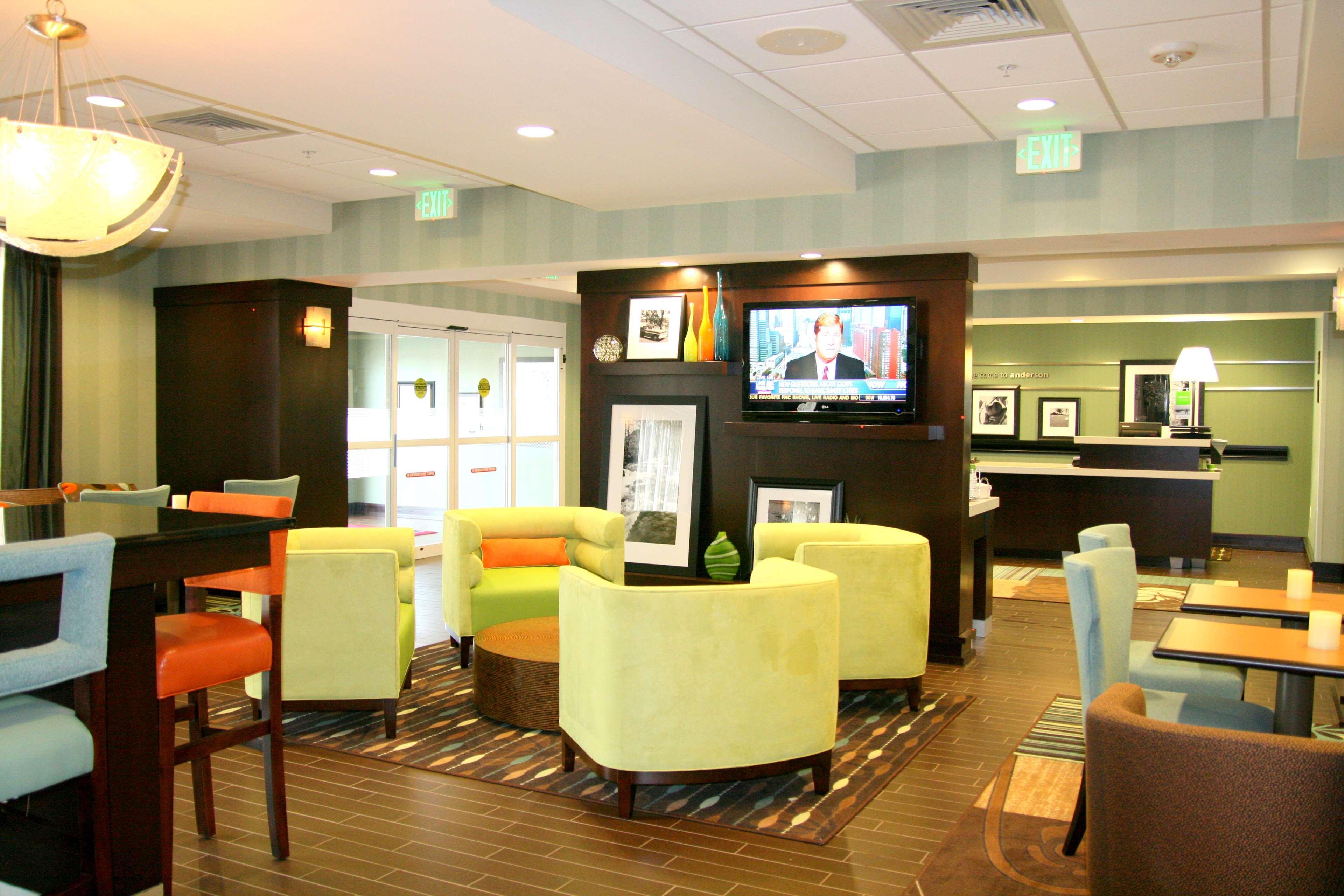 Vista Lobby Hampton Inn Anderson/ Alliance Business Park