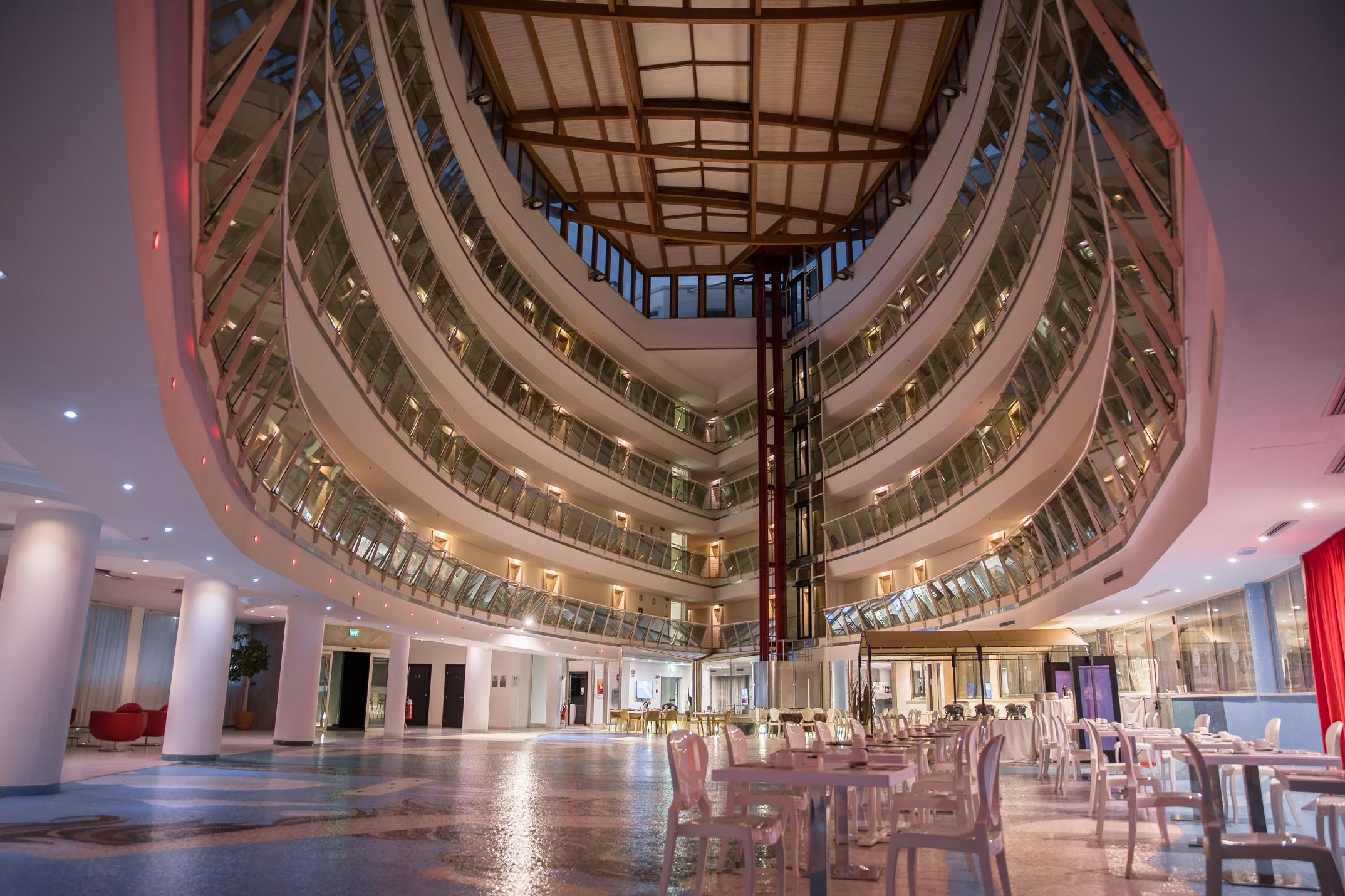Vista Lobby Mercure Olbia Hotel & SPA