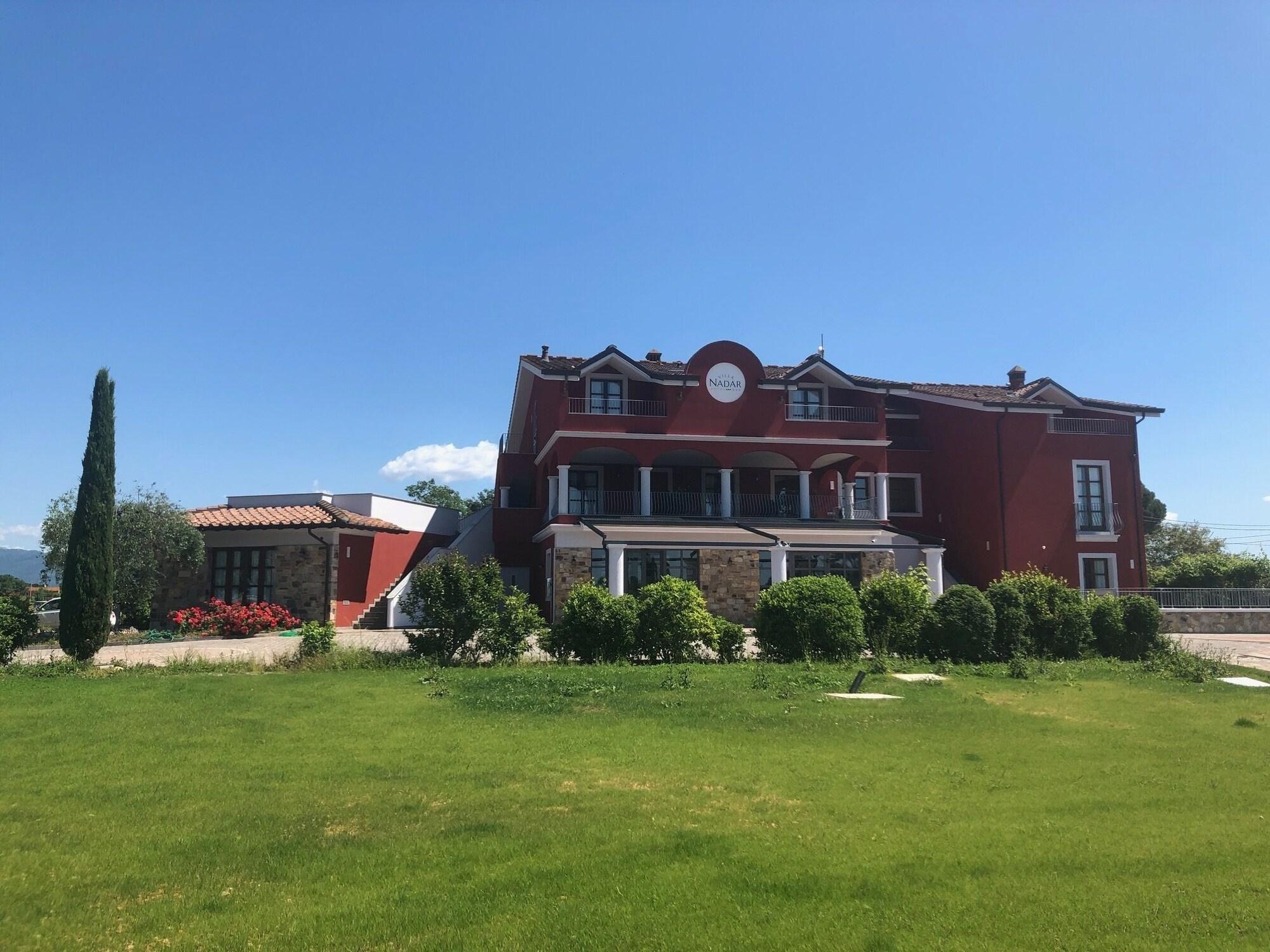 Varios Villa Nadar Hotel  B&B