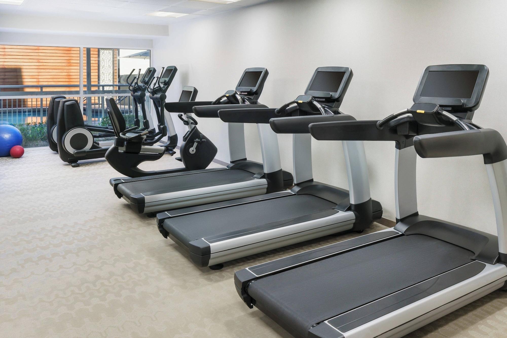 Gimnasio Courtyard by Marriott Orlando Downtown