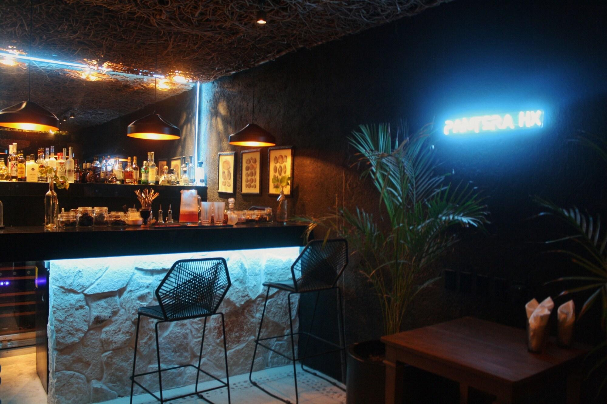 Restaurant Hotel Casa HX - Adults Only