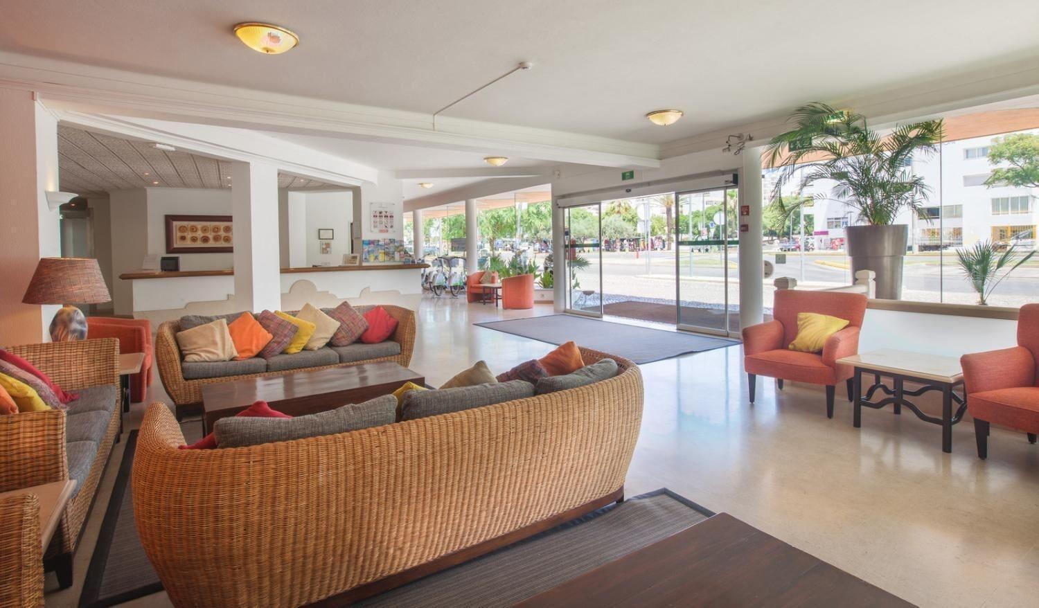 Vista Lobby Hotel Atismar
